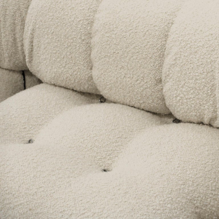 Mario Bellini B&B Italia Camaleonda White Bouclé Fabric Modular Sofa  In Good Condition For Sale In Ibiza, Spain