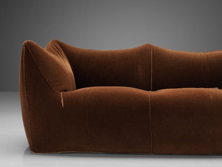 Late 20th Century Mario Bellini for B&B Italia 'Le Bambole' Settee in Brown Upholstery For Sale