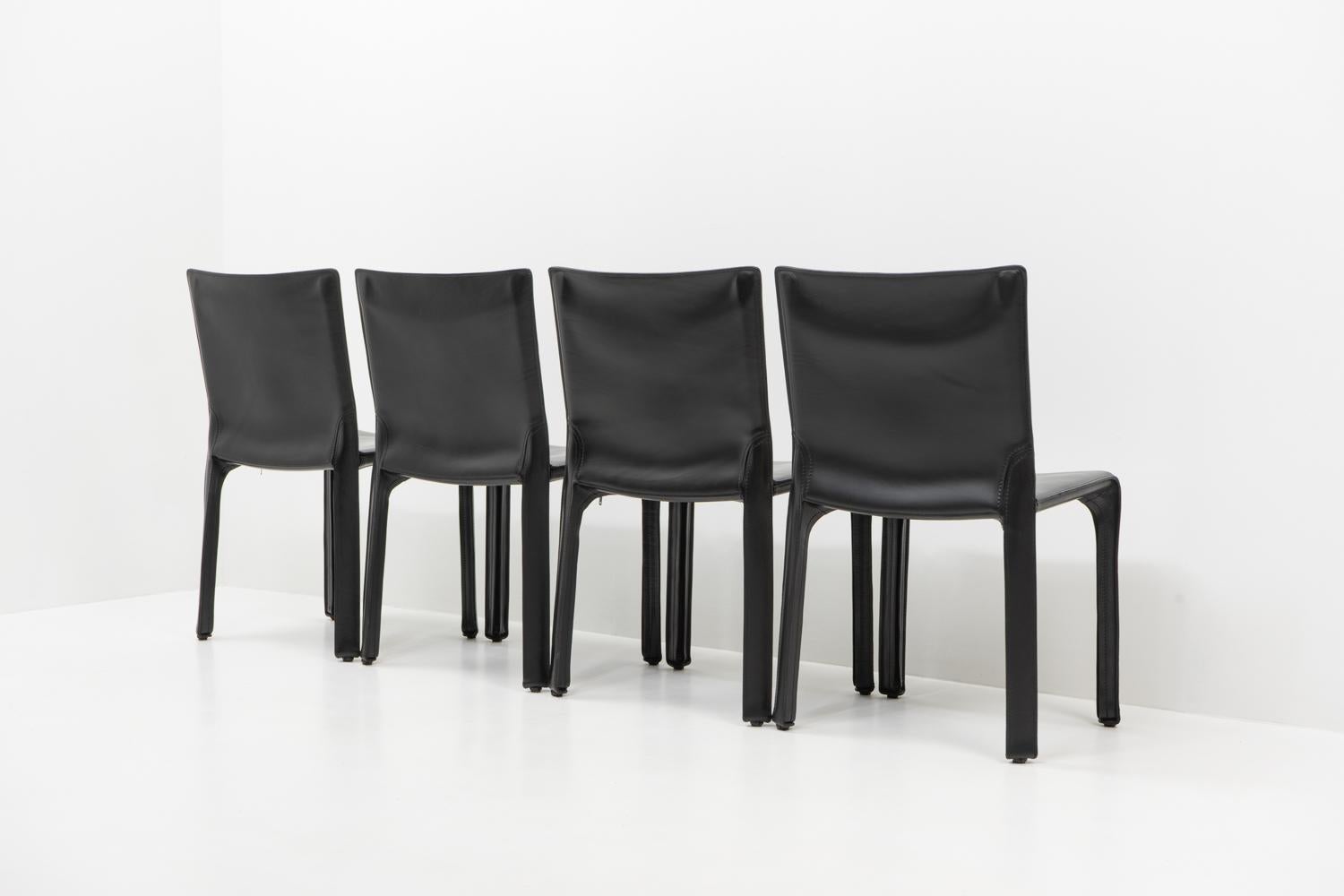 Mario Bellini per Cassina CAB 412, Set di quattro, anni '90 In condizioni buone in vendita a Renens, CH