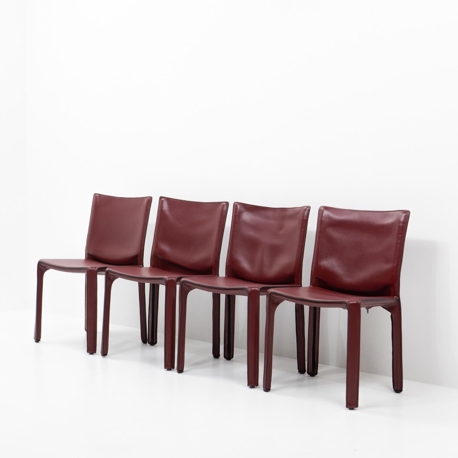 Mario Bellini per Cassina CAB 412, Set di quattro, anni '90 -Rosso in vendita 7