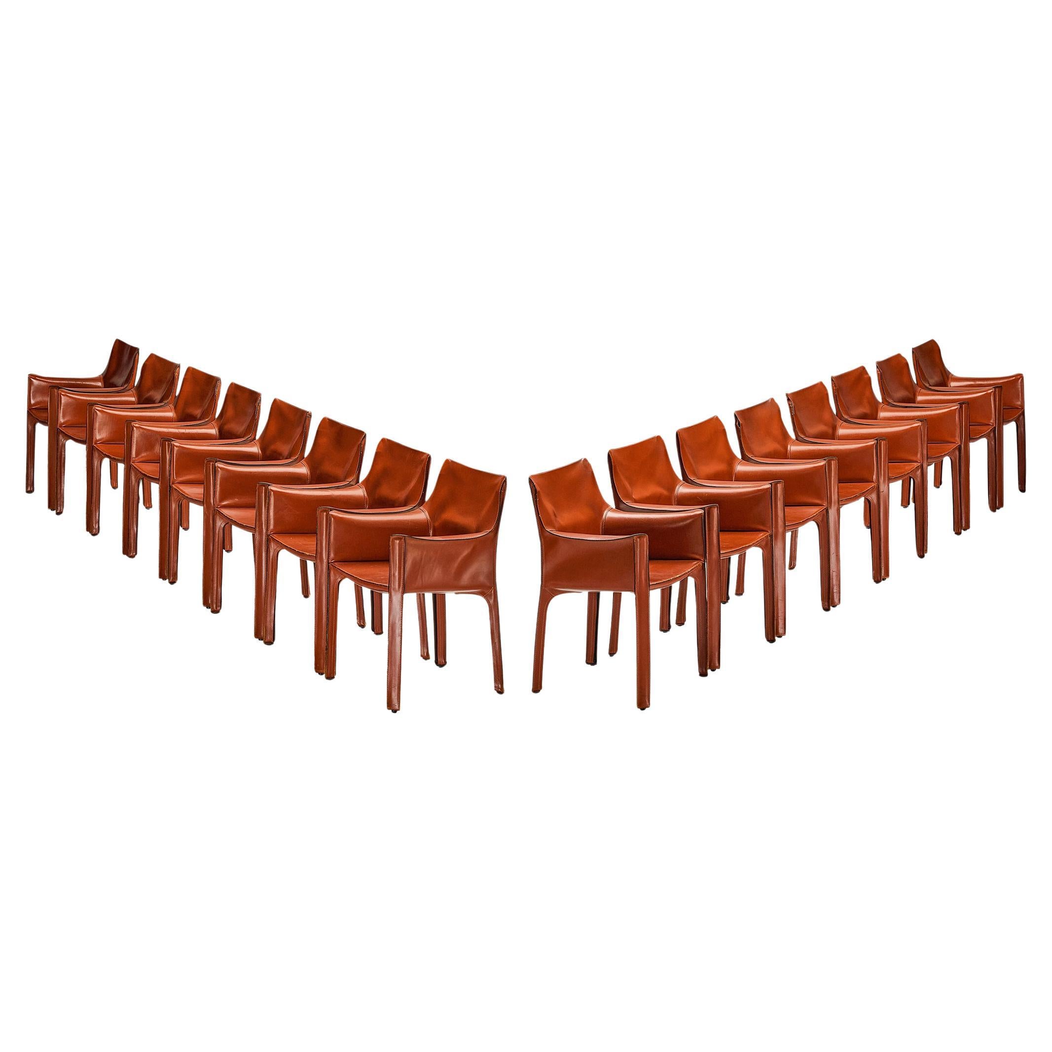 Mario Bellini pour Cassina 'CAB 413' chaises de salle à manger en cuir 