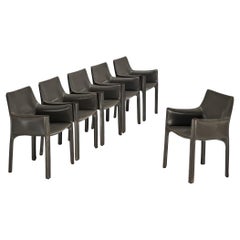 Mario Bellini per Cassina 'CAB 413' Set di sei sedie da pranzo in pelle grigia