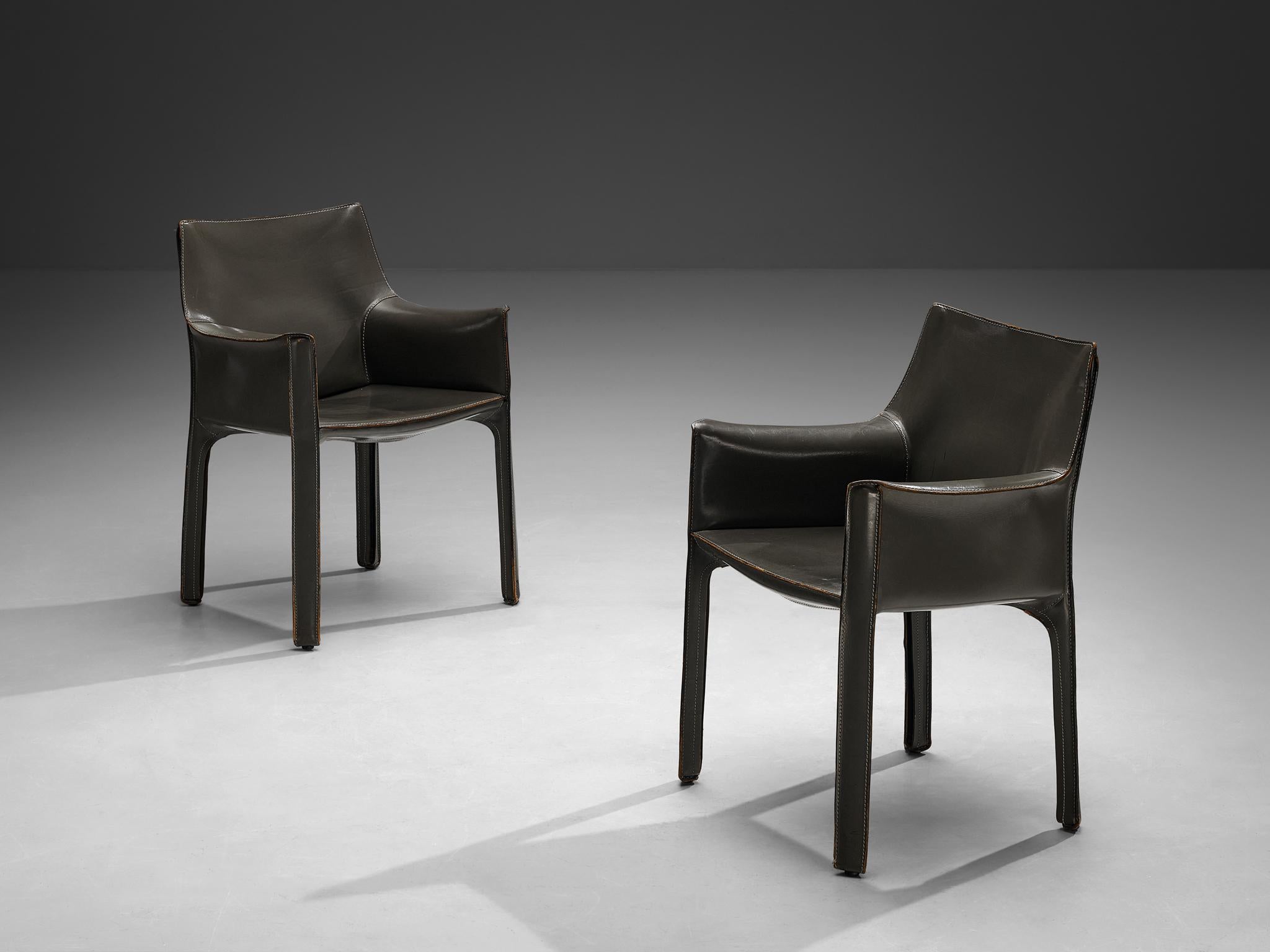 Post-Modern Mario Bellini for Cassina CAB 413 Set of Six Dining Chairs in Grey Leather For Sale