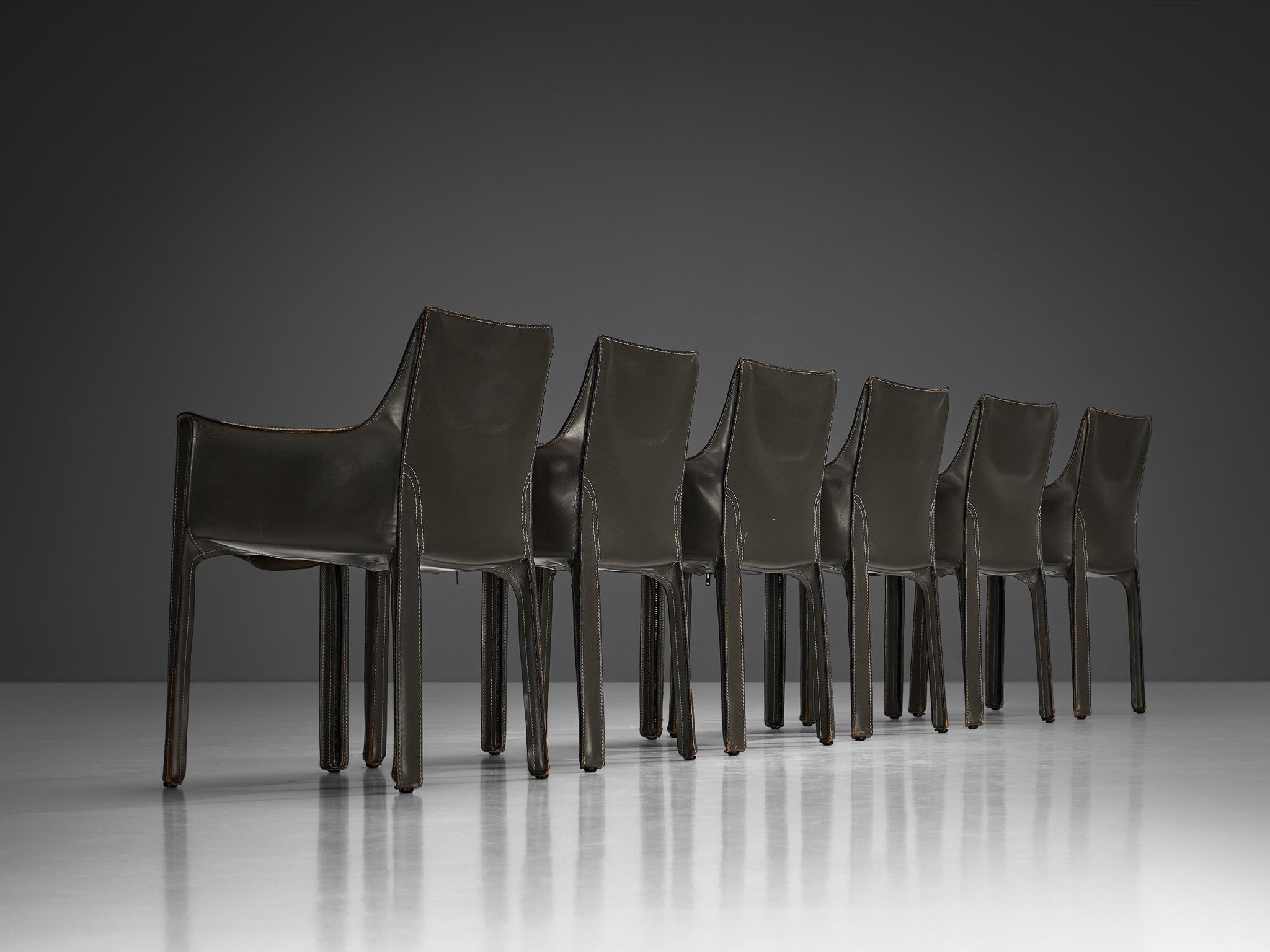 Mario Bellini for Cassina CAB 413 Set of Six Dining Chairs in Grey Leather For Sale 2