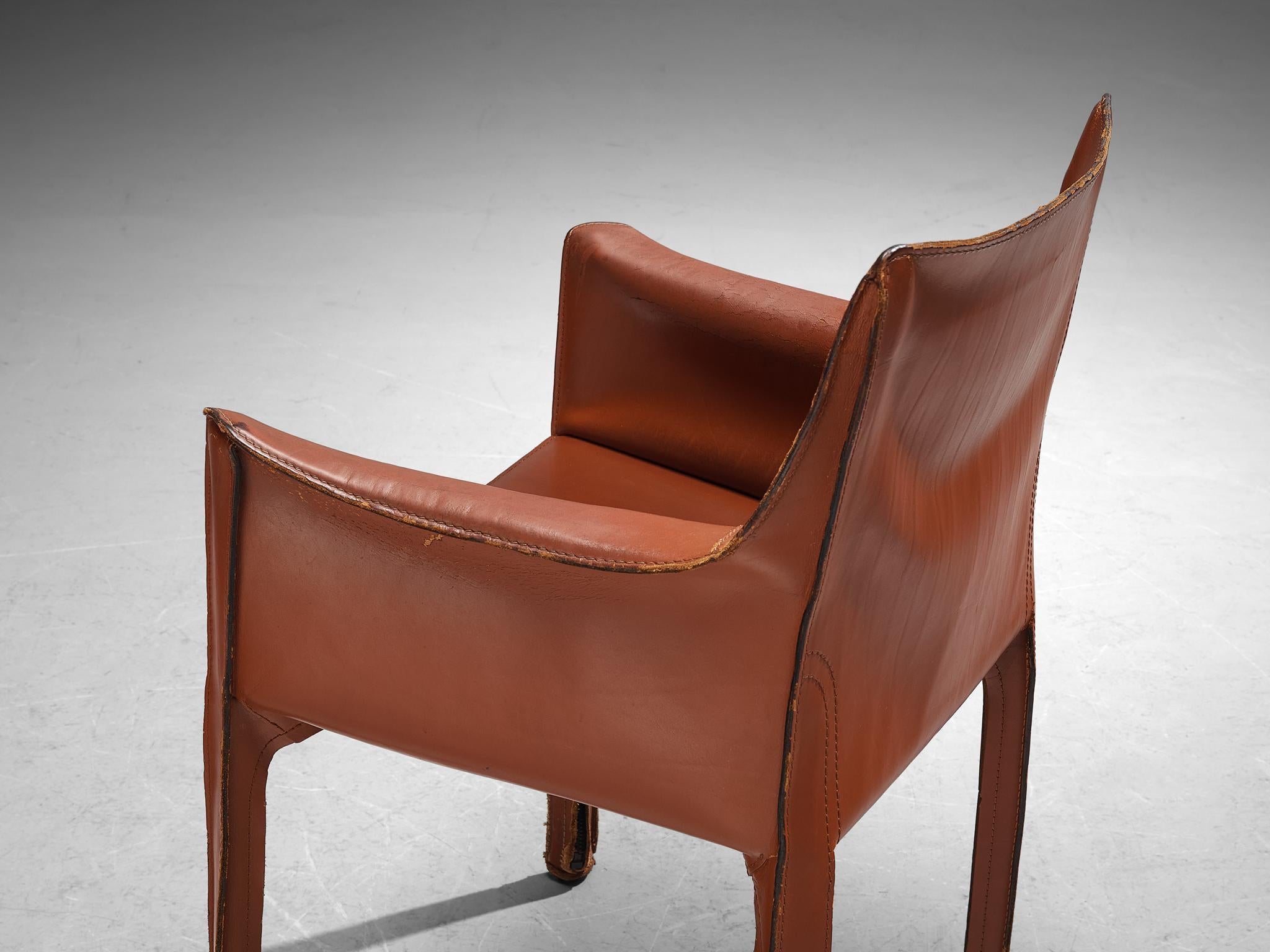 Mario Bellini for Cassina 'CAB 413' Set of Six Dining Chairs in Leather  In Good Condition In Waalwijk, NL