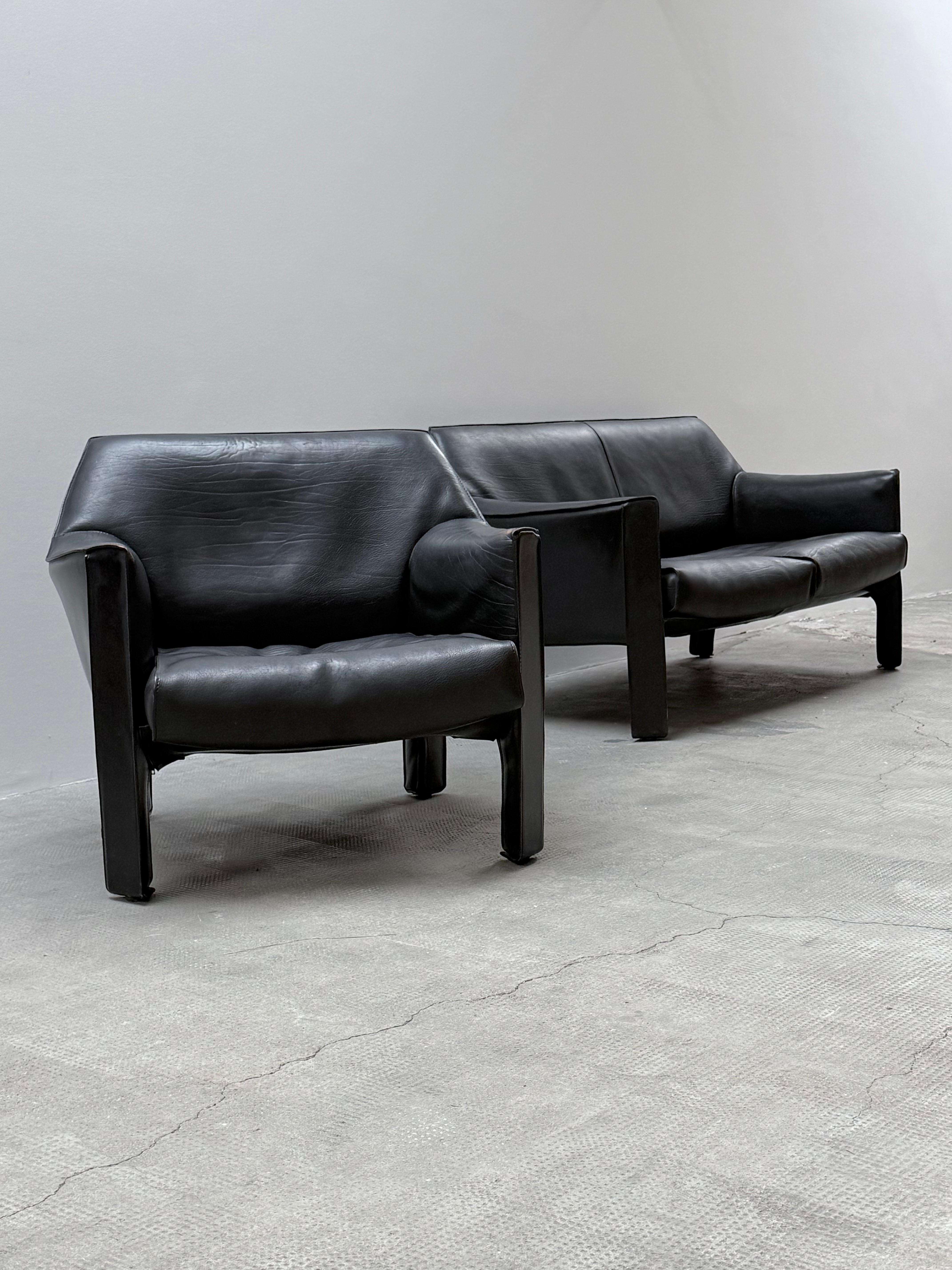 Absolutely stunning, very high-quality, and rare Mario Bellini for Cassina model 