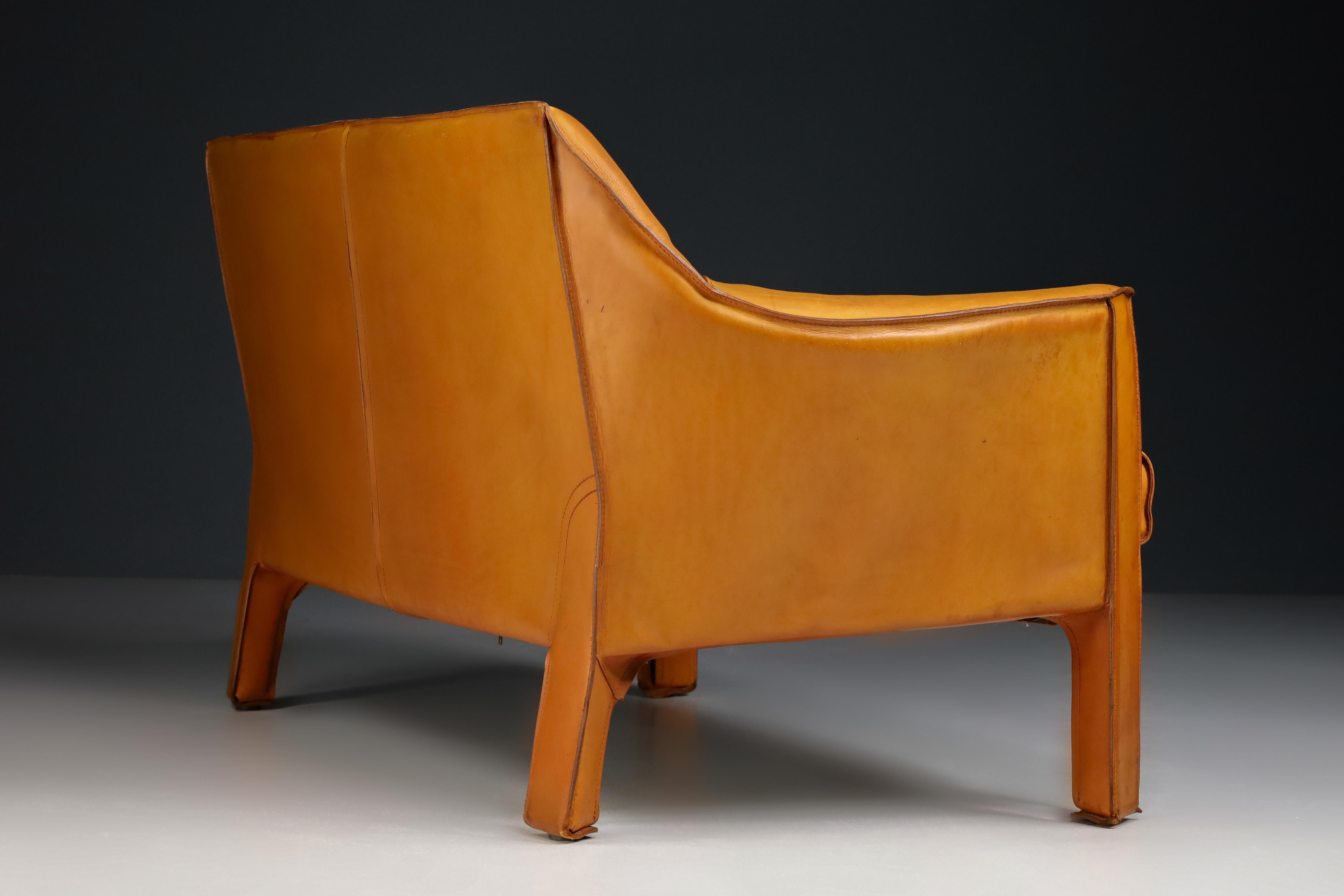 Mario Bellini for Cassina Cab 415 Buffalo Cognac Leather Sofa/Bench Italy, 1980s In Good Condition In Almelo, NL