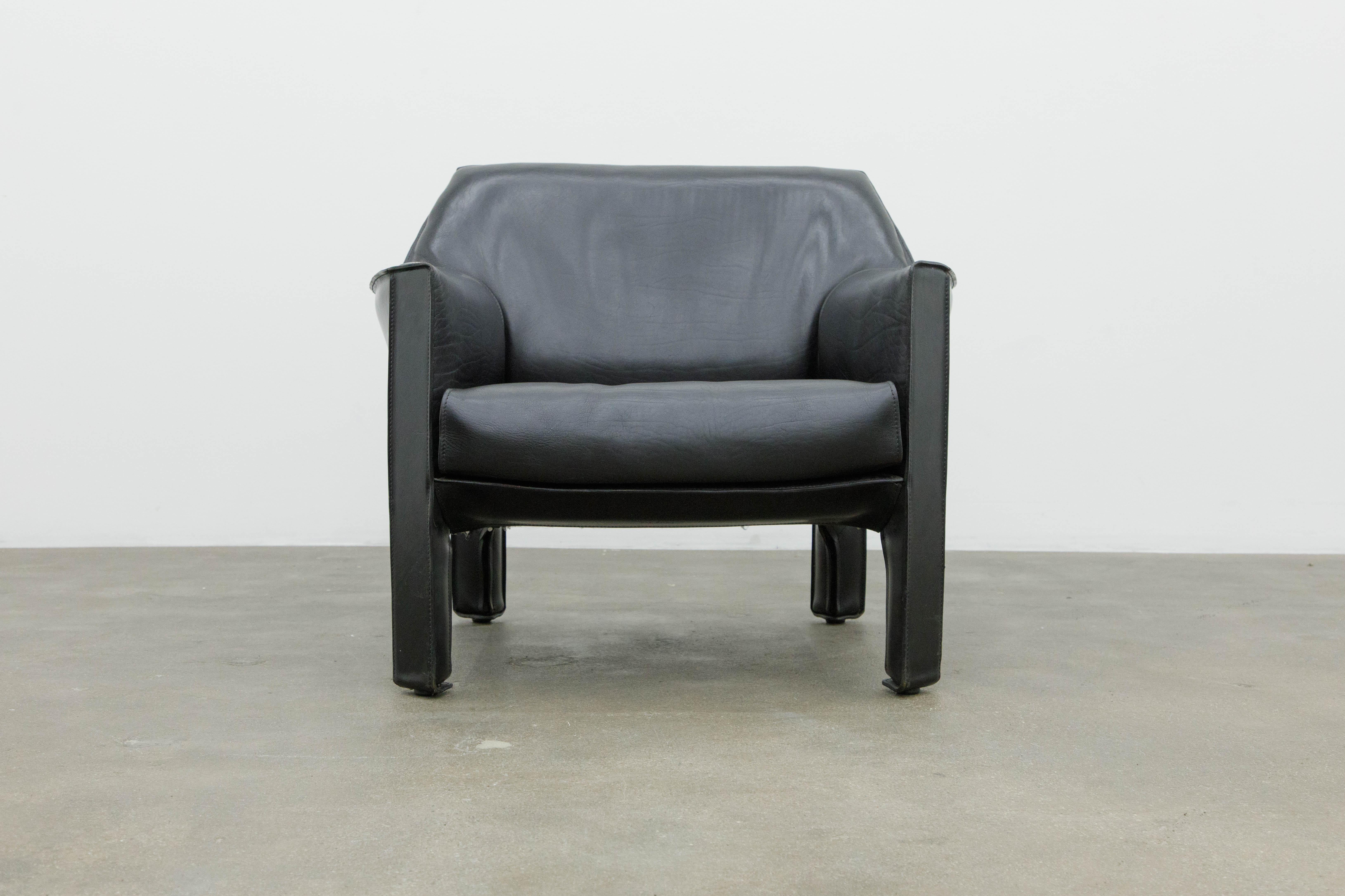 Mario Bellini for Cassina 'Cab #415' Buffalo Leather Club Chairs, Signed, 1980s 9