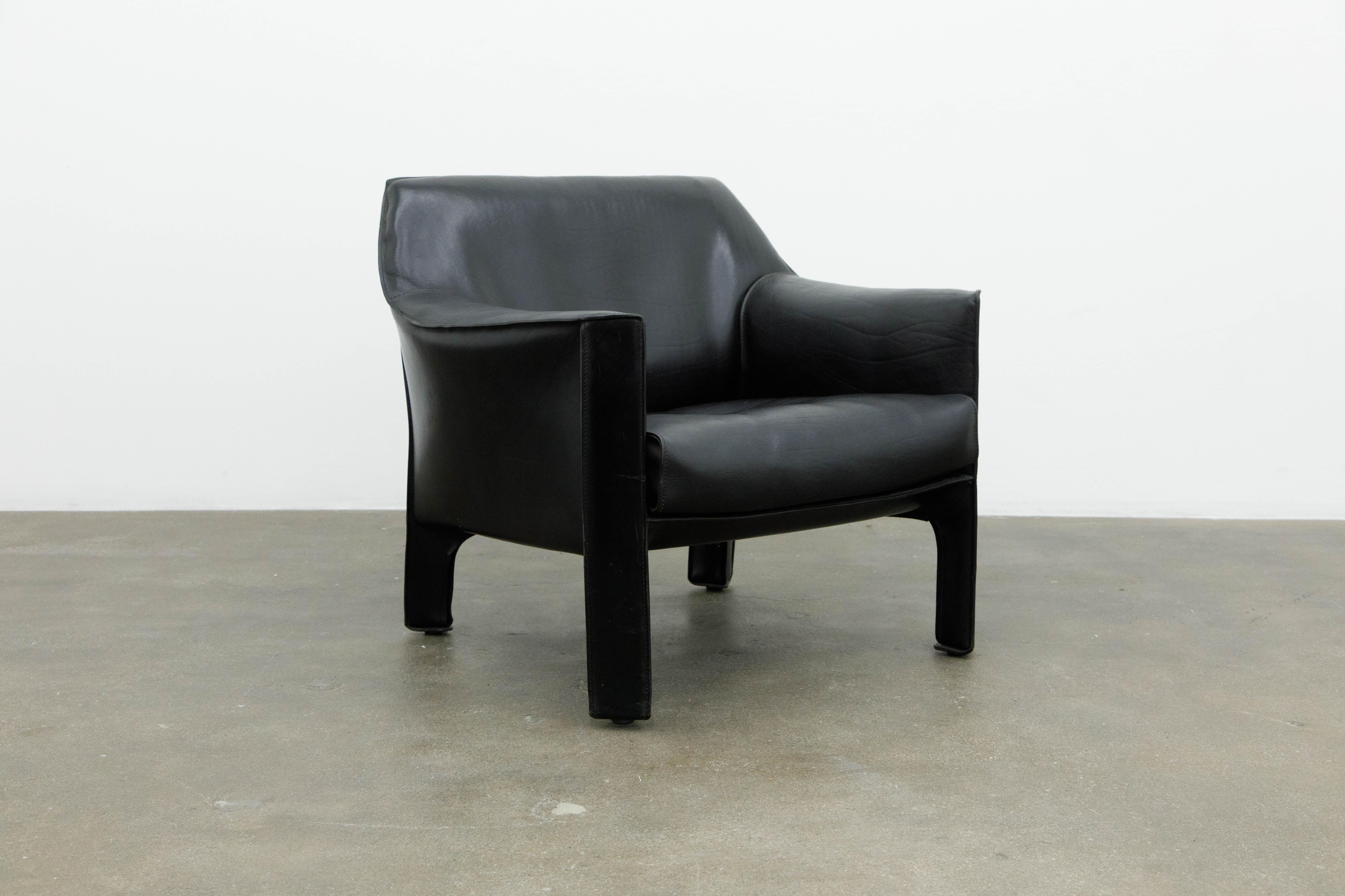 Mario Bellini for Cassina 'Cab #415' Buffalo Leather Club Chairs, Signed, 1980s 2