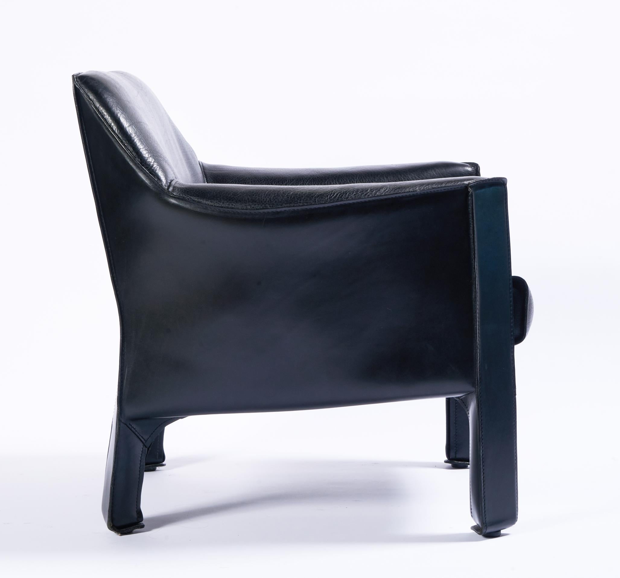 Postmoderne Mario Bellini pour Cassina Chaise cabine 415 en cuir noir en vente
