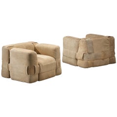Mario Bellini pour Cassina : lot de deux fauteuils « Quartet » en daim beige