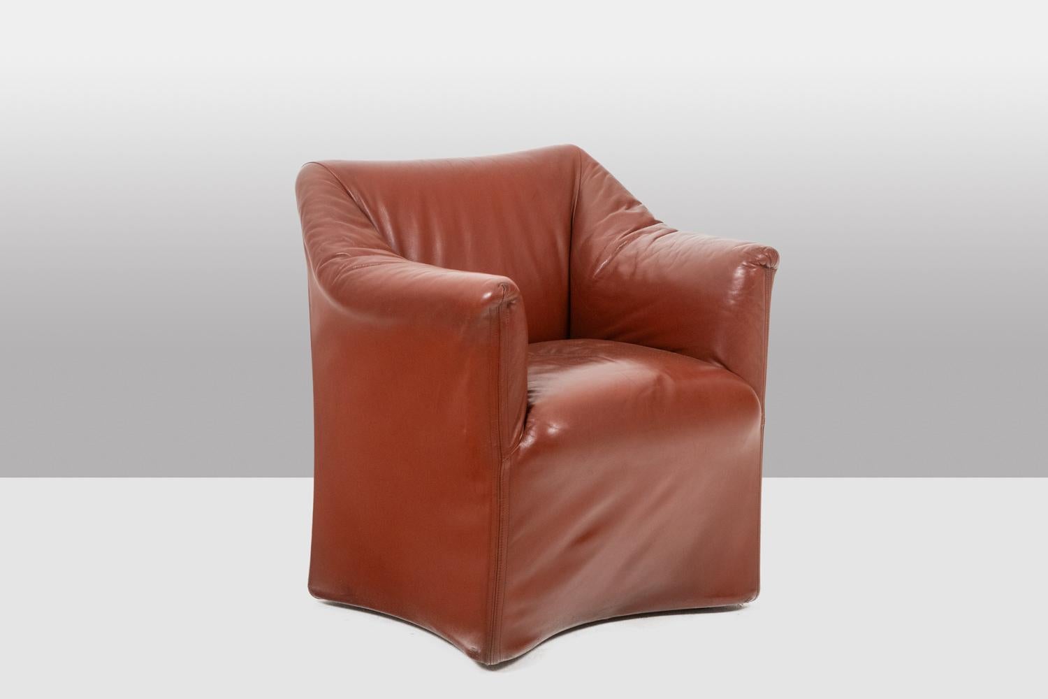 Italian Mario Bellini for Cassina. Pair of “Tentazione” armchairs. 1960s.
