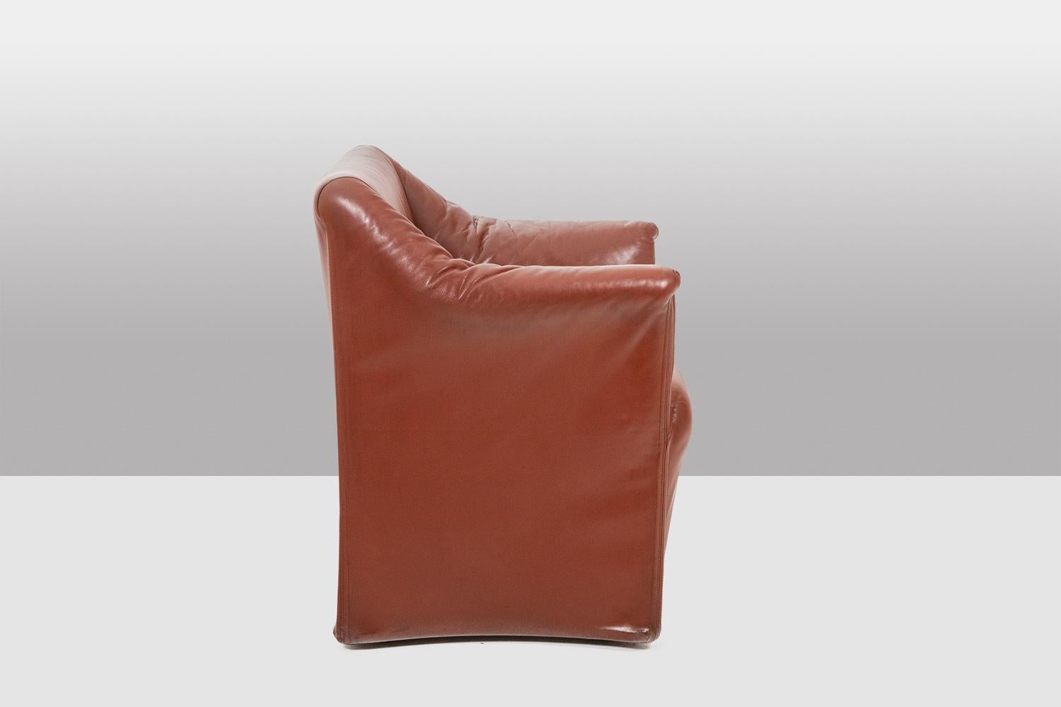 Mario Bellini for Cassina. Pair of “Tentazione” armchairs. 1960s. In Excellent Condition In Saint-Ouen, FR