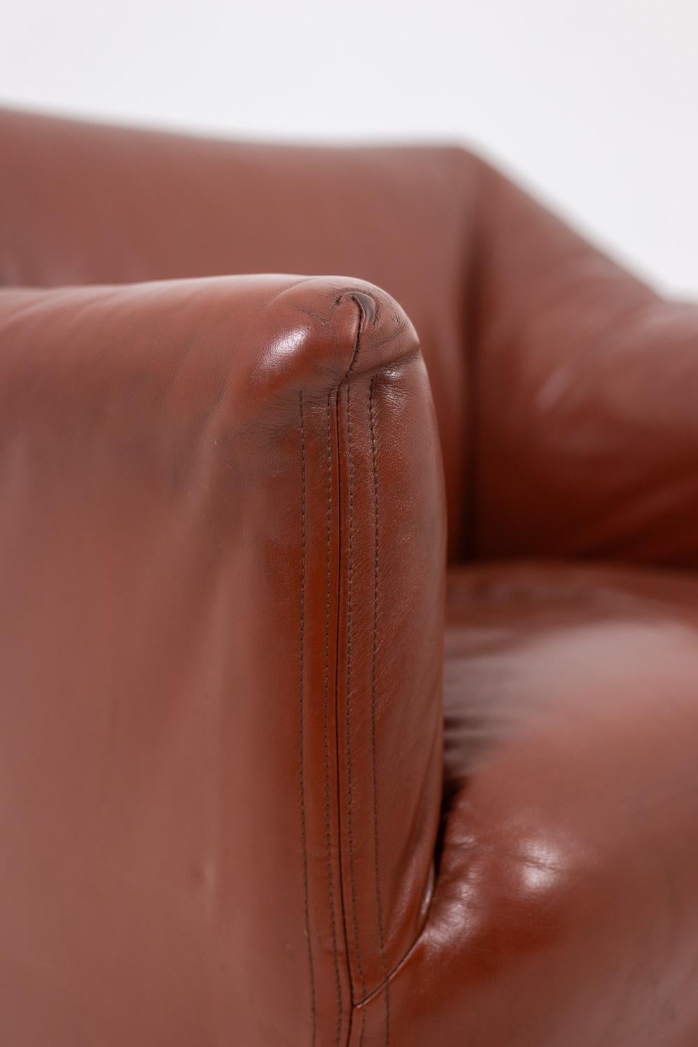 Mario Bellini for Cassina. Pair of “Tentazione” armchairs. 1960s. 3