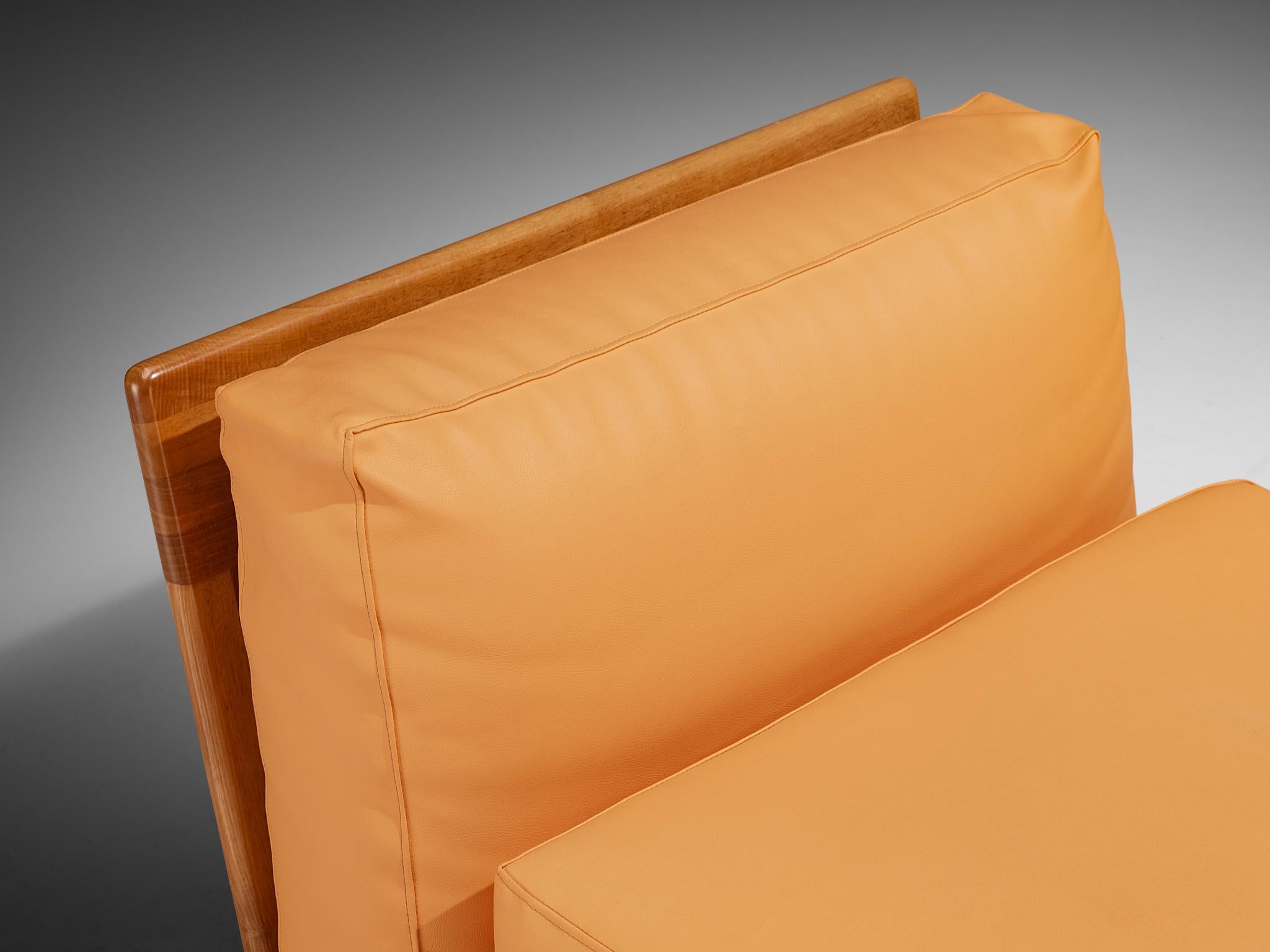 Mario Bellini für Cassina 'Pianura' Loungesessel aus Nussbaum und Leder (Ende des 20. Jahrhunderts) im Angebot