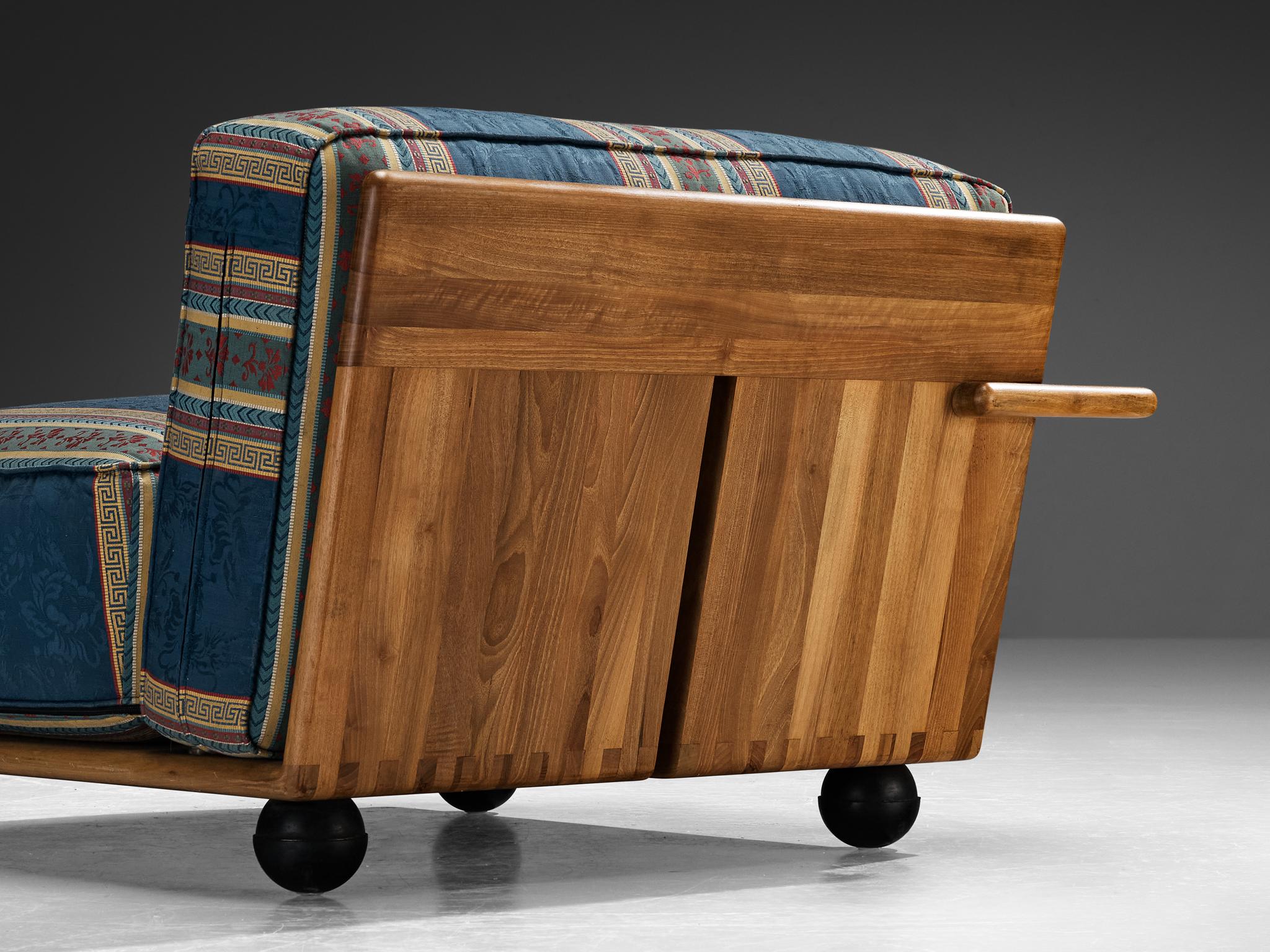 Fabric Mario Bellini for Cassina 'Pianura' Lounge in Walnut and Striped Upholstery For Sale