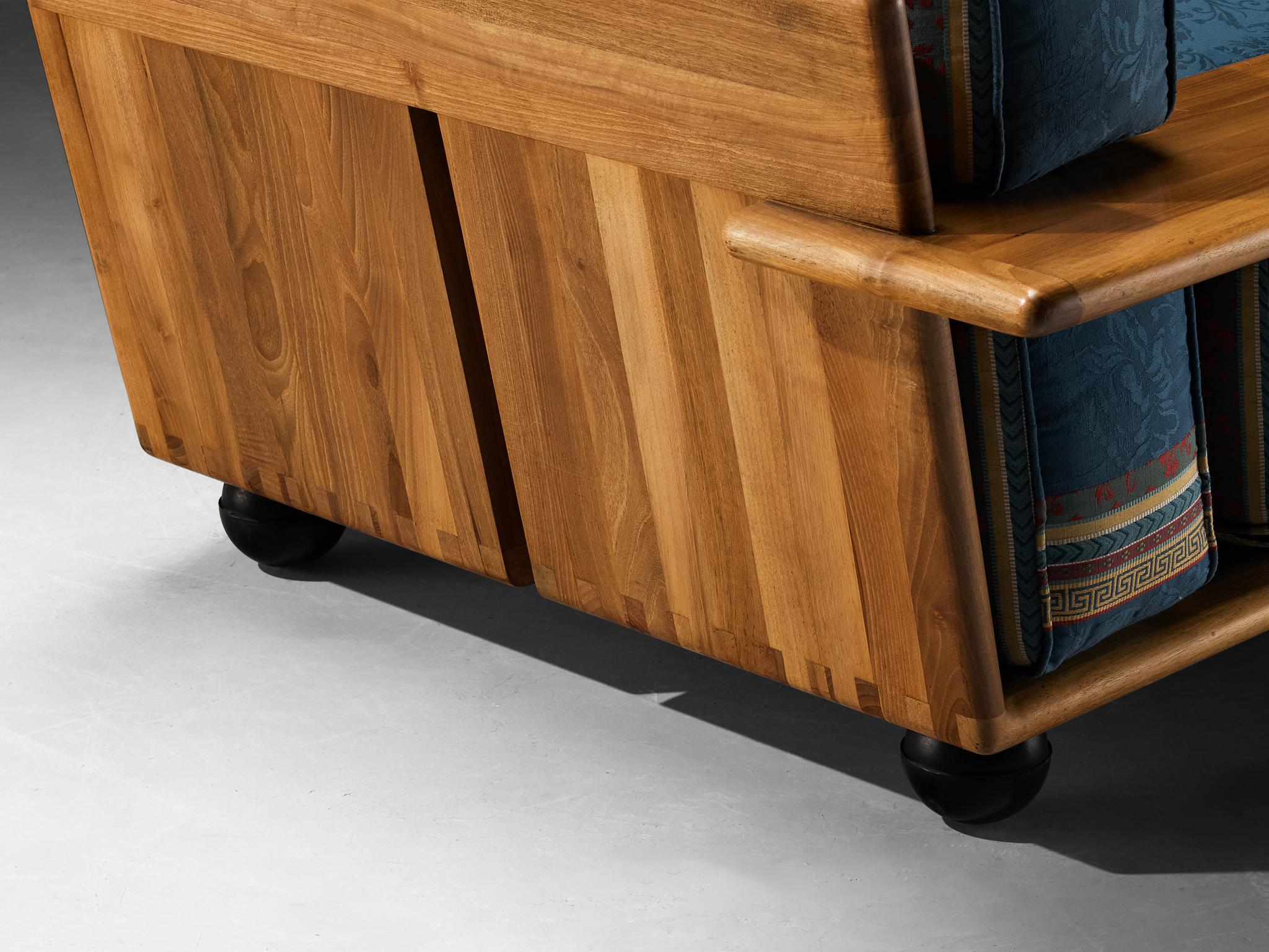 Mario Bellini for Cassina 'Pianura' Lounge in Walnut and Striped Upholstery For Sale 1