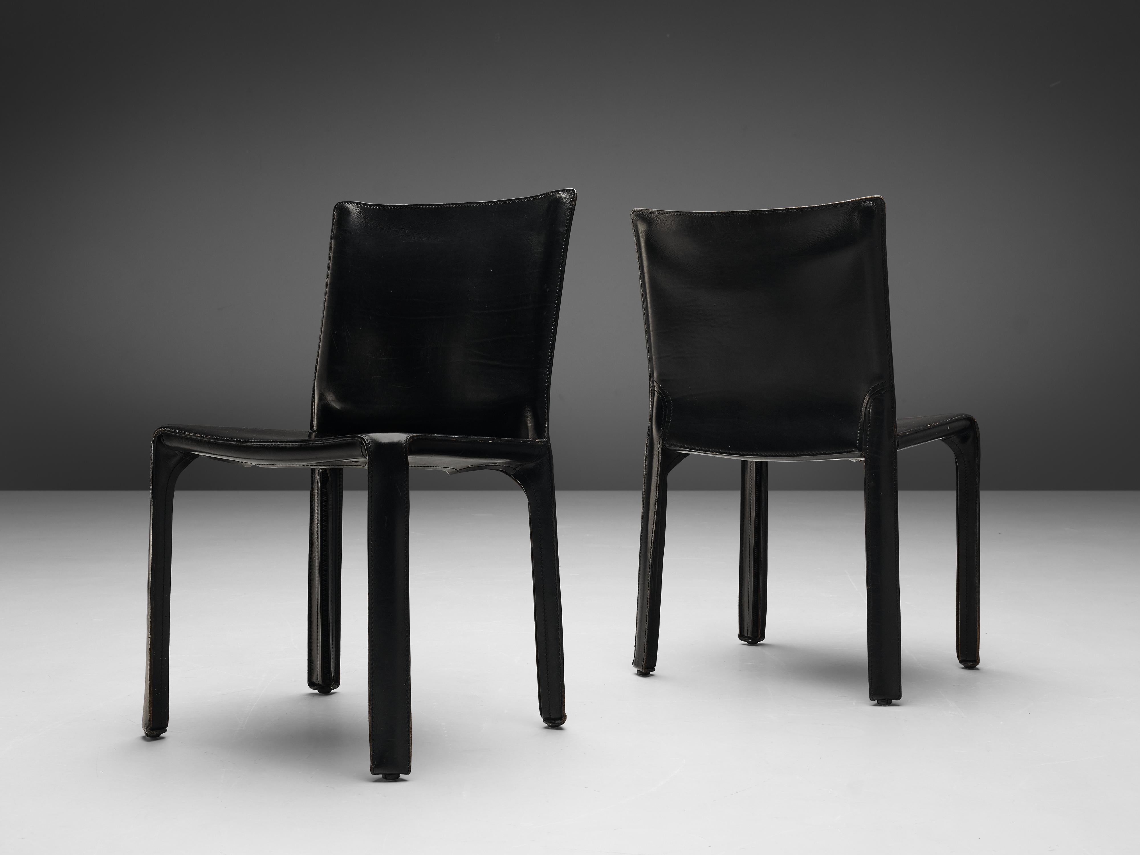Mario Bellini für Cassina: Satz von vier schwarzen „Cab“-Esszimmerstühlen aus Leder  (Stahl) im Angebot