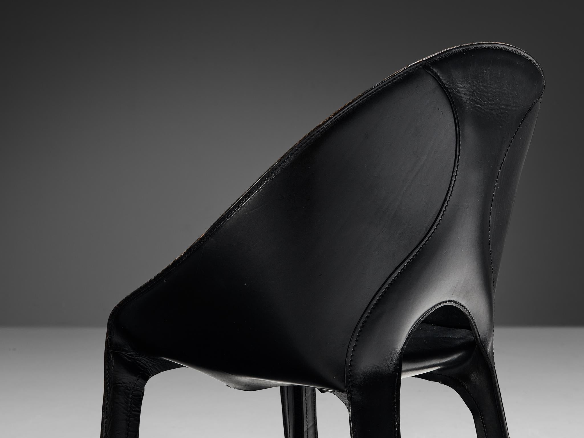Italian Mario Bellini for Cassina Set of Six ‘Lira e Liuto’ Dining Chairs in Leather