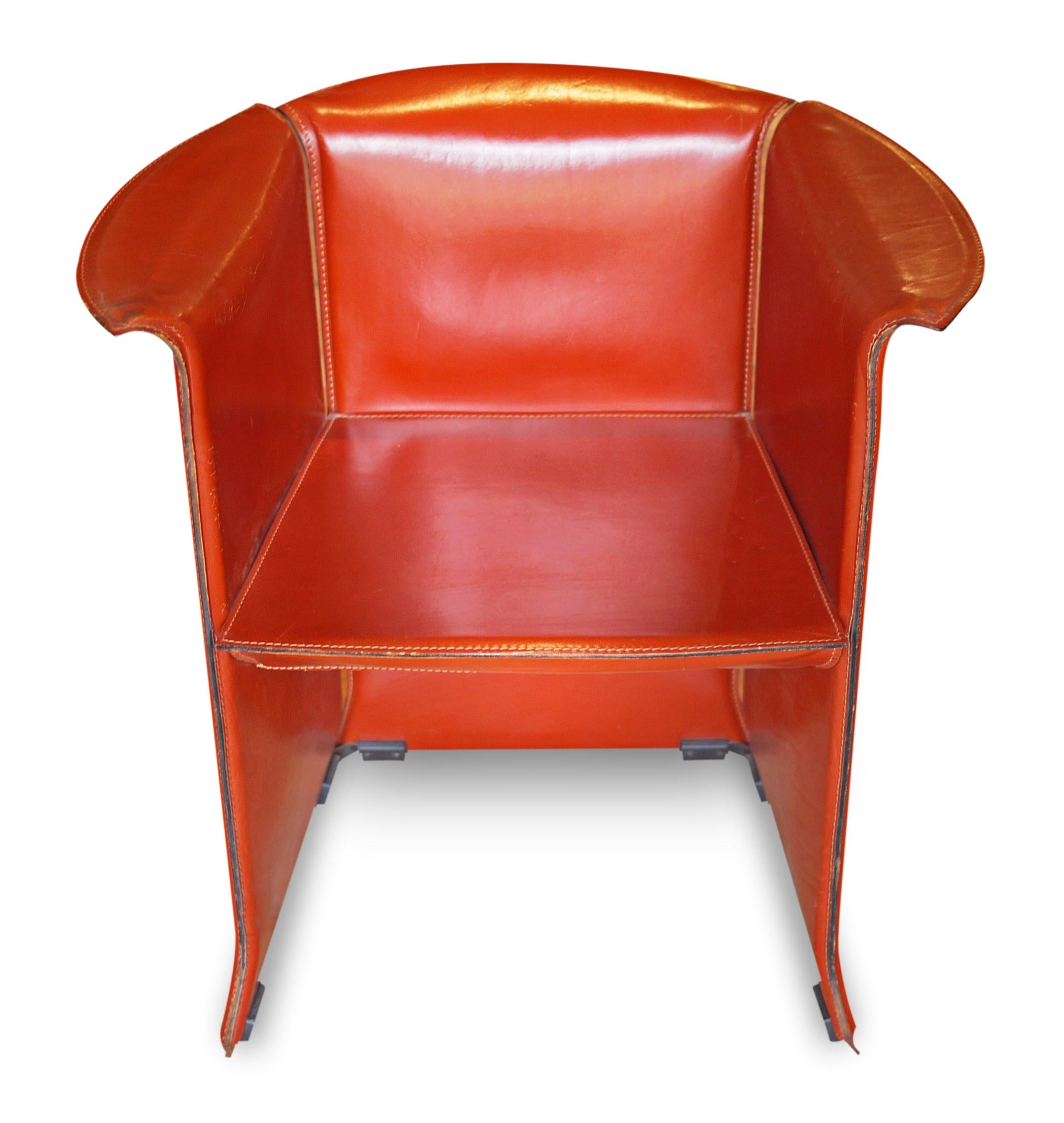 Set of three beautiful armchairs produced by Cassina, in orange leather, designer Mario Bellini. Italy 1980s
Very good condition, slight signs of wear on the leather.