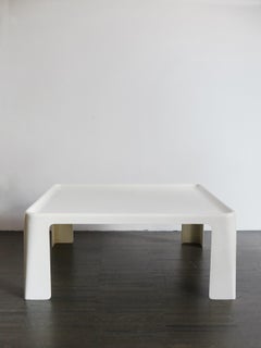 Mario Bellini for C & B Amanta Model Italian White Coffe Table, 1970s