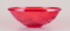 Mario Bellini for Kartell, Italy. Large "Moon" bowl in red plastic.