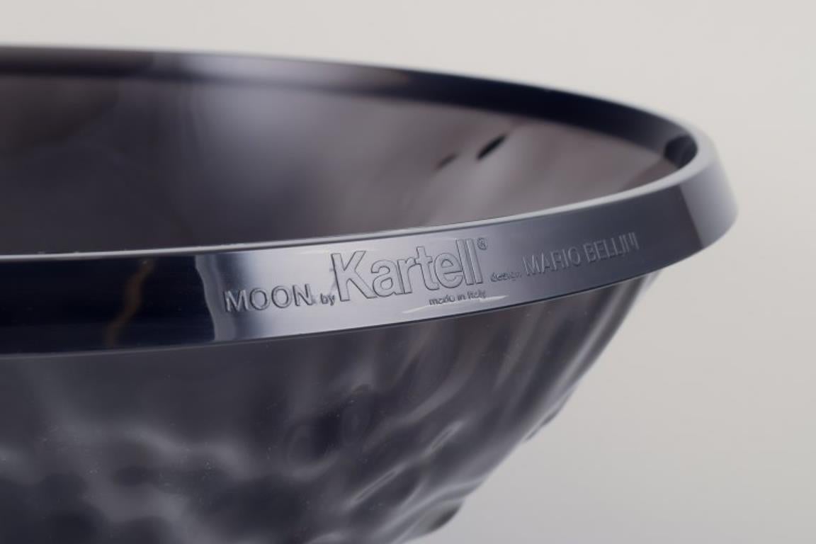 italien Mario Bellini pour KARTEL, Italie. Grand bol « Moon » en plastique couleur fumée en vente