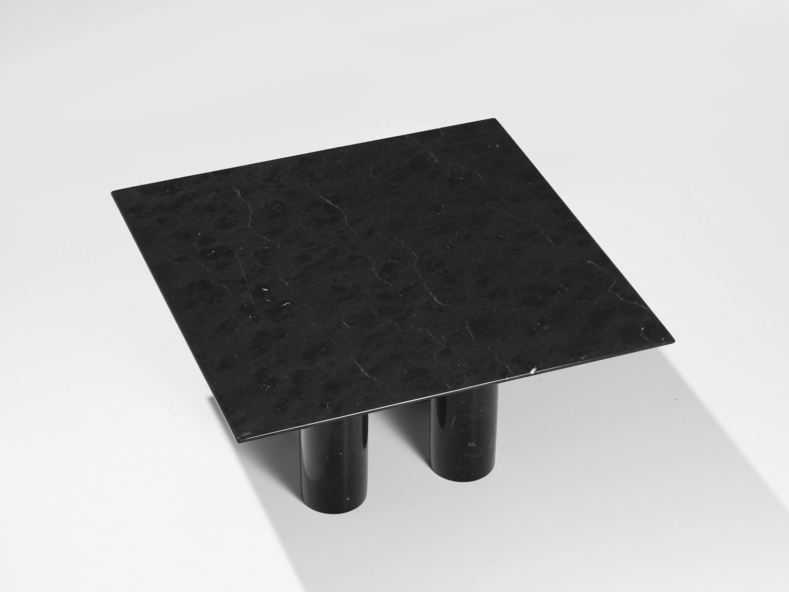 Mario Bellini 'Il Colonnato' Black Marble Dining Table In Good Condition In Waalwijk, NL