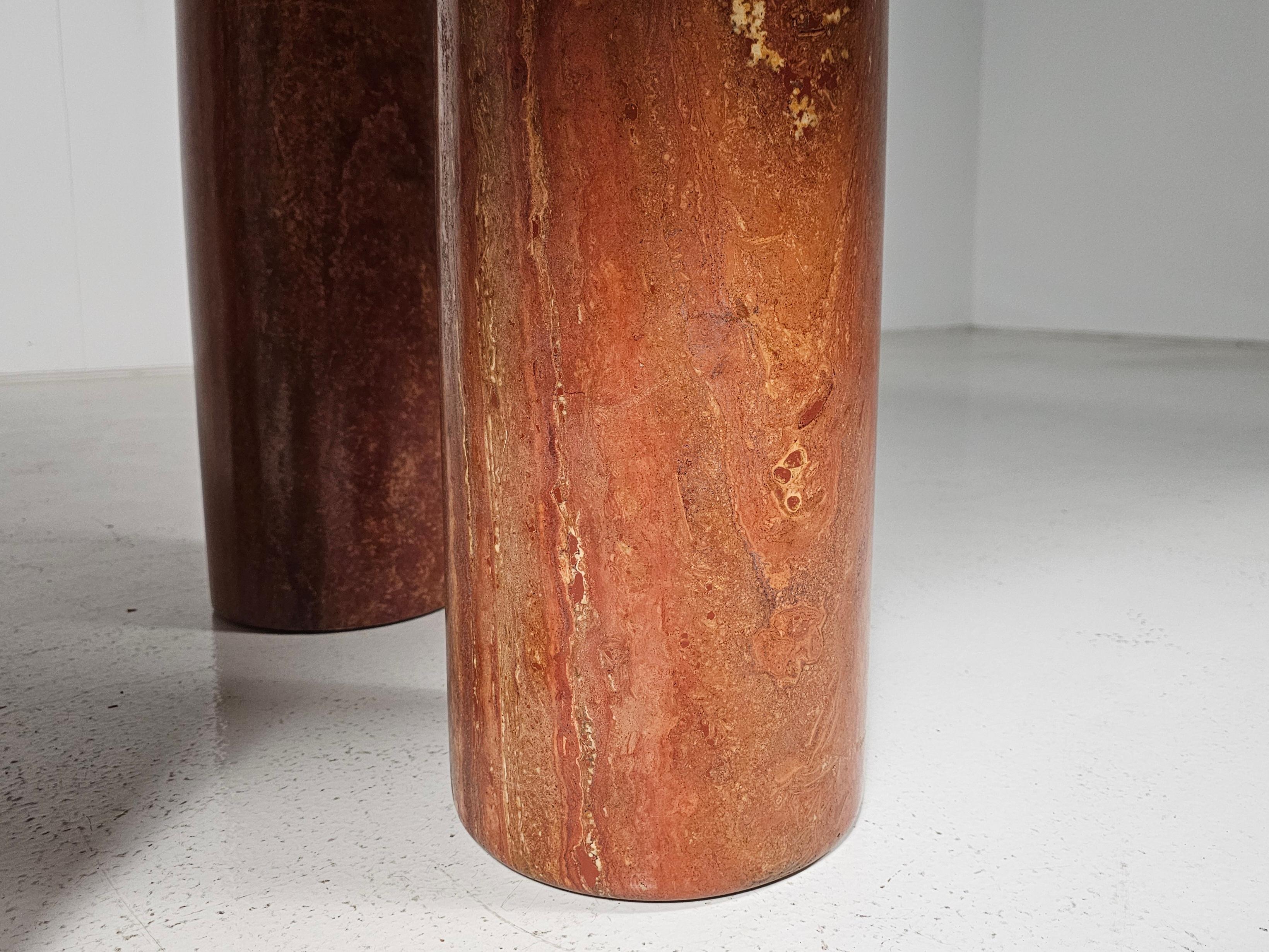 Fin du 20e siècle Mario Bellini Il Colonnato table à manger en travertin rouge Cassina, Italie, 1970 en vente