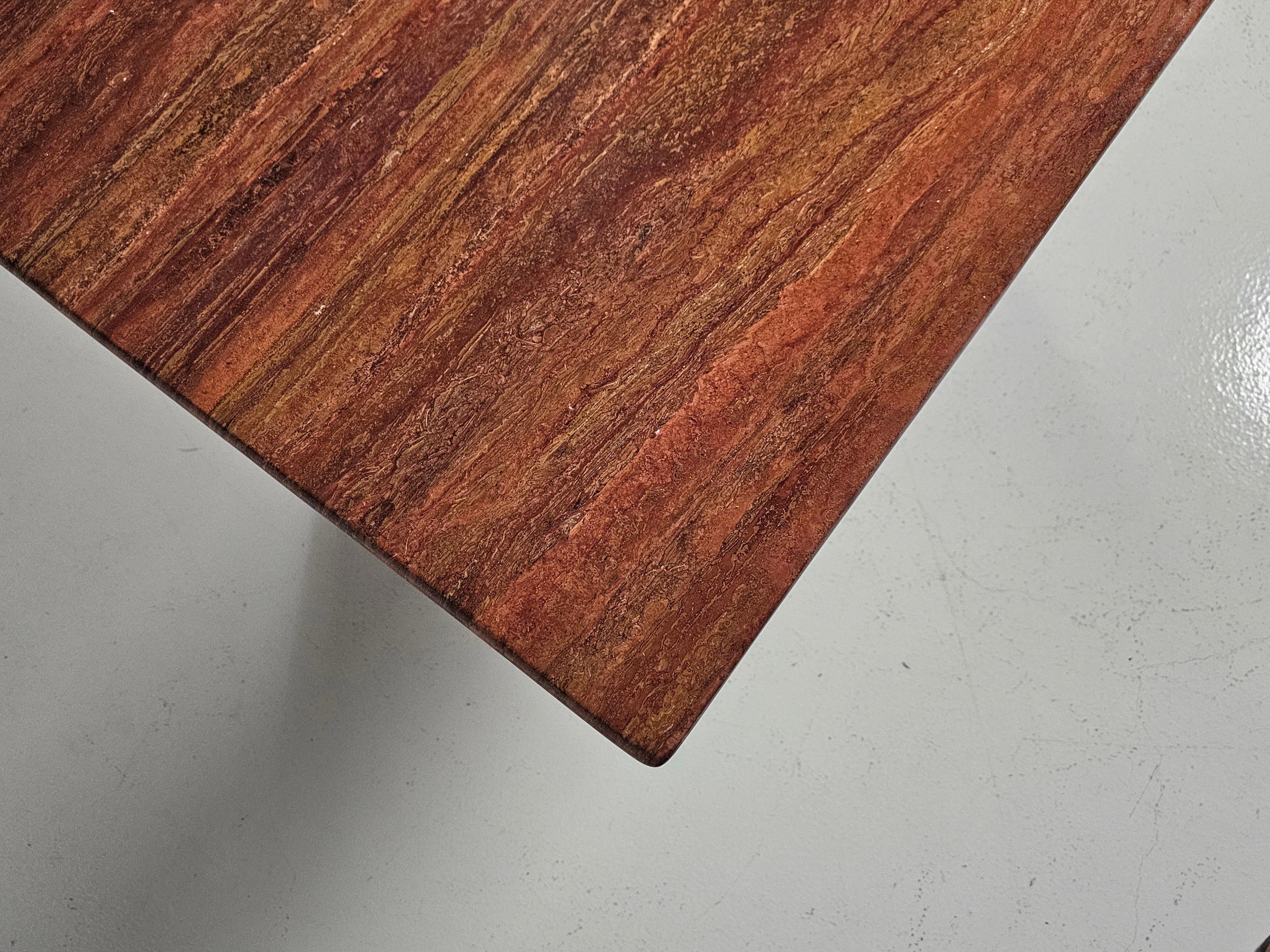 Mario Bellini Il Colonnato table à manger en travertin rouge Cassina, Italie, 1970 en vente 2