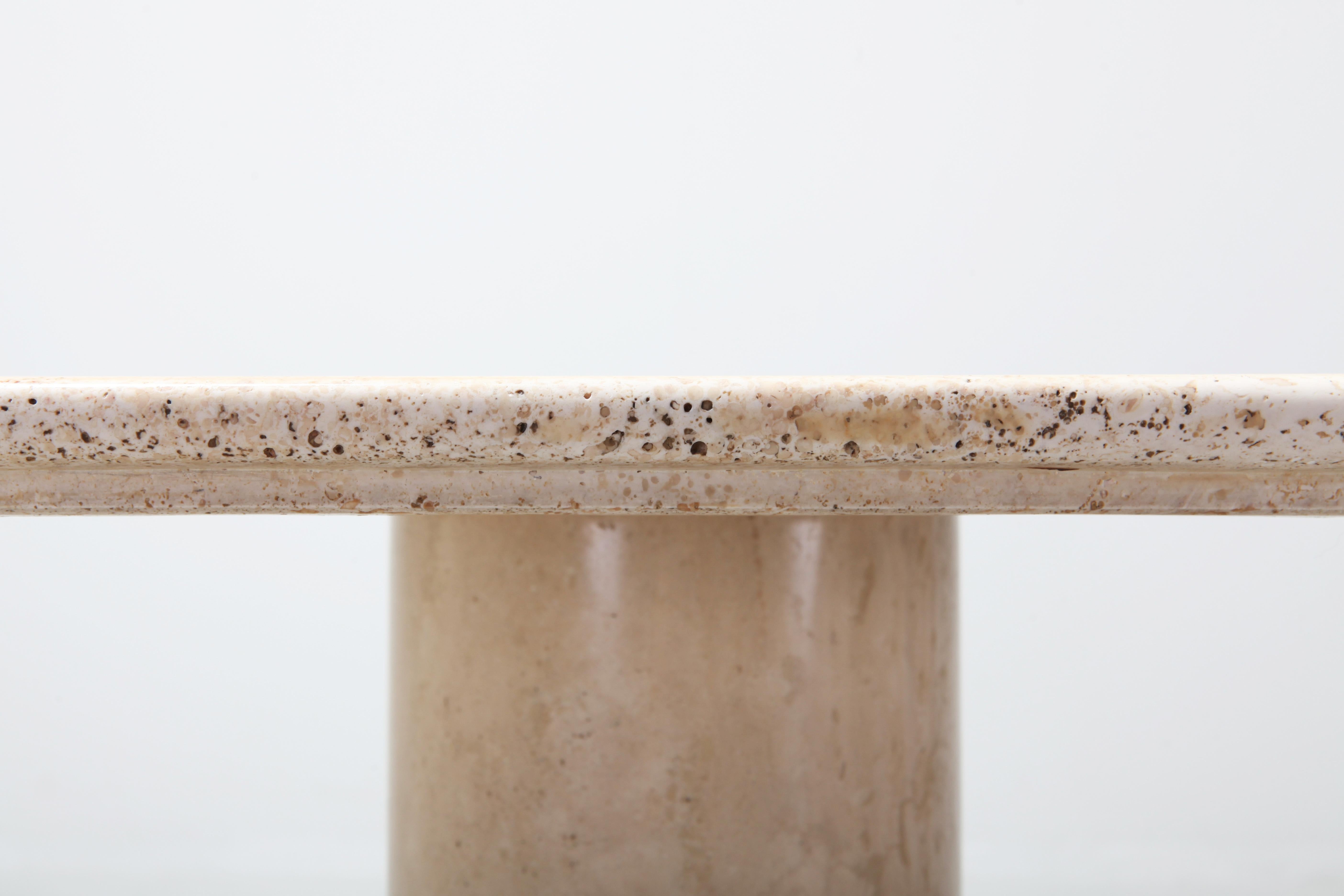 Mario Bellini 'il colonnato' Travertine Dining Table In Good Condition In Antwerp, BE