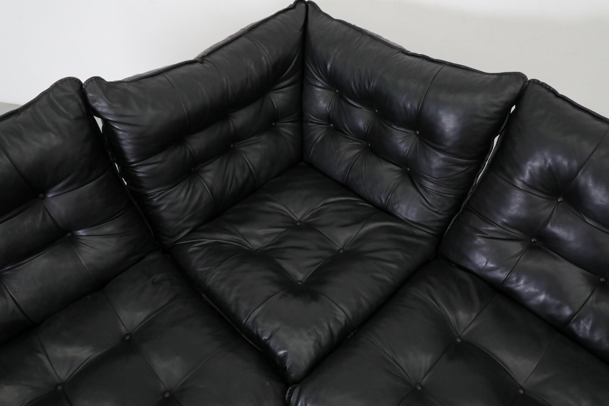 Mario Bellini inspiriert Schwarzes getuftetes Leder & Buchenholz 5 Stück Sektional Sofa im Angebot 8