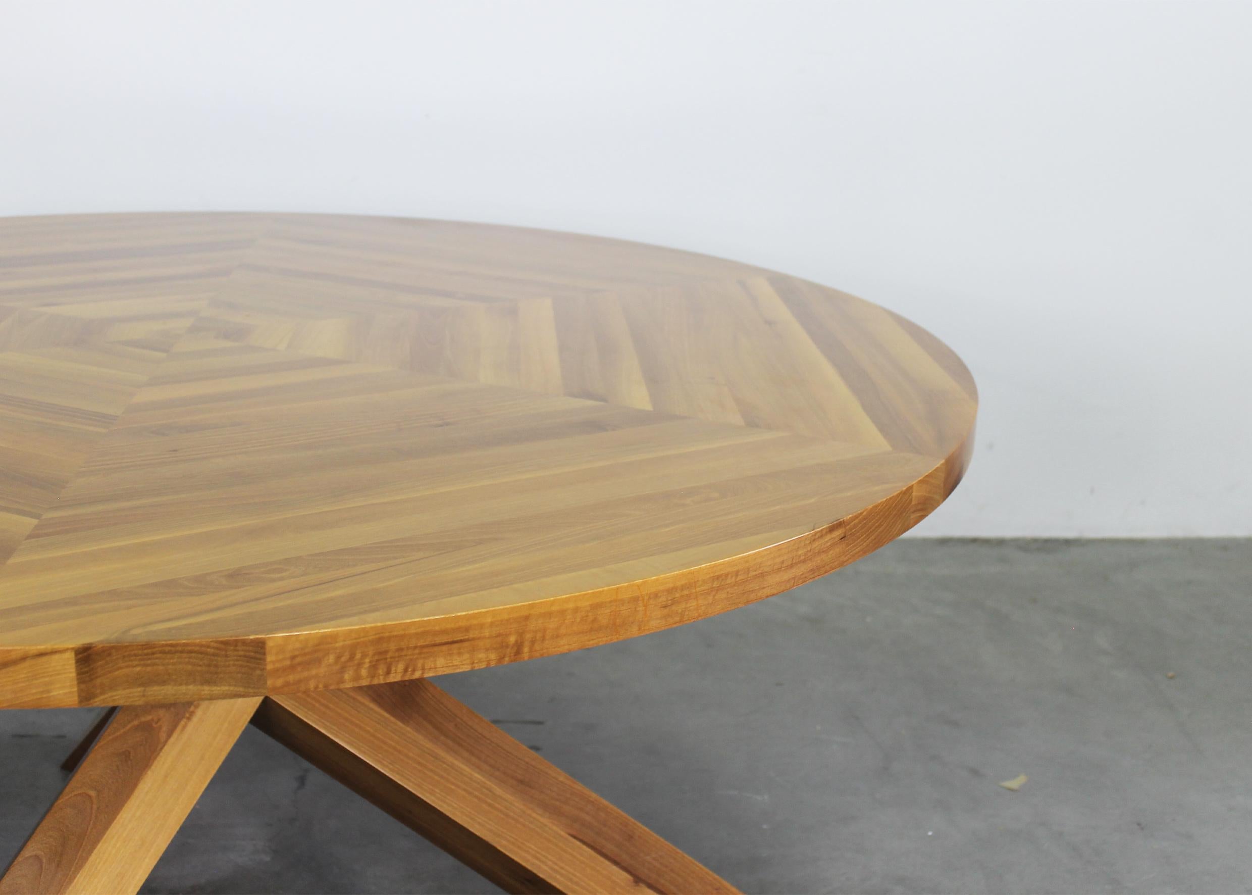 Noyer Table ronde Mario Bellini La Rotonda en Wood Wood par Cassina années 1980 en vente