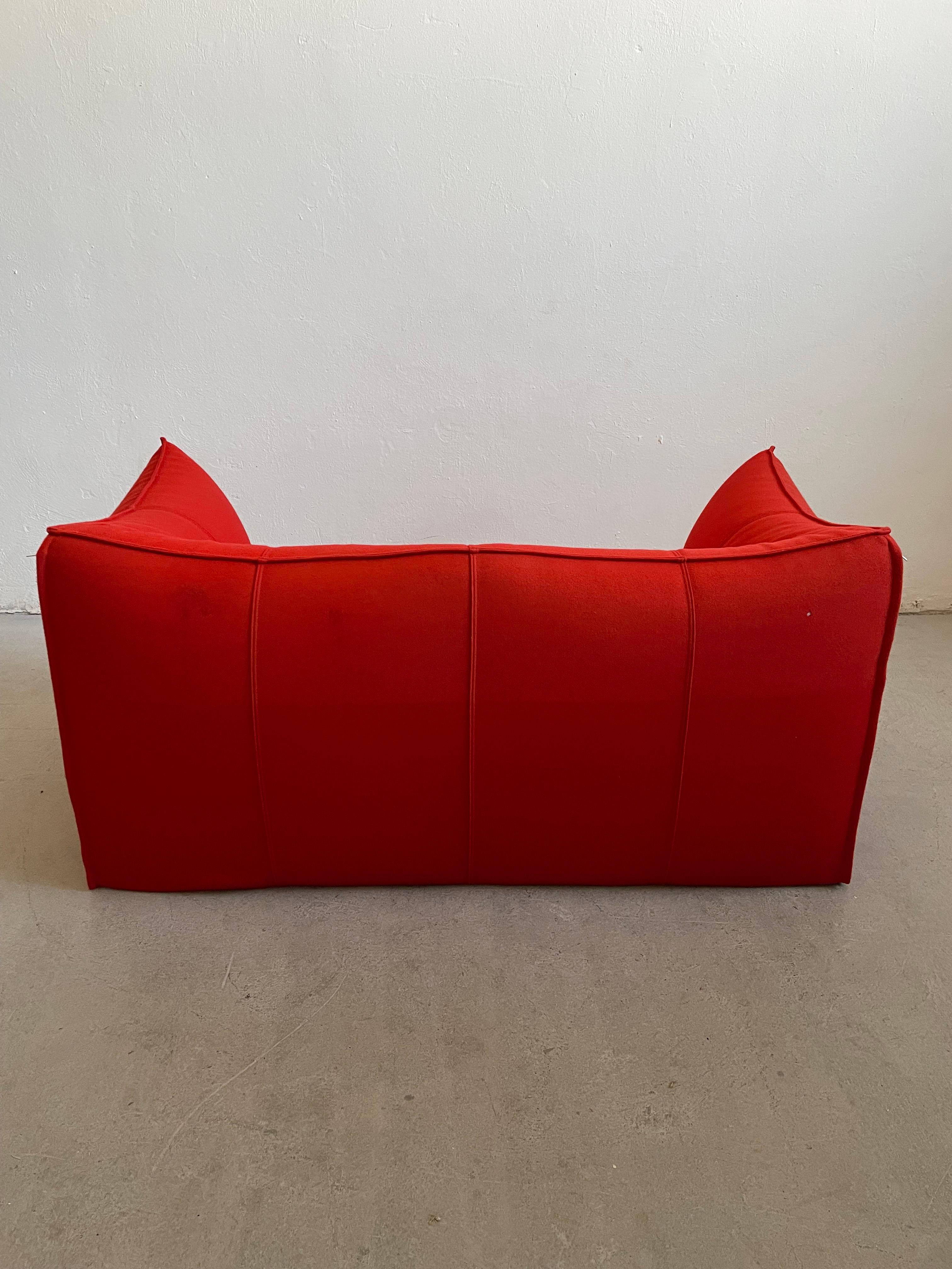 Mid-Century Modern Mario Bellini Le Bambole '07 Sofa B&B Italia in Red Wool, Removable Cover (Canapé Le Bambole '07 B&B Italia en laine rouge, couverture amovible) en vente