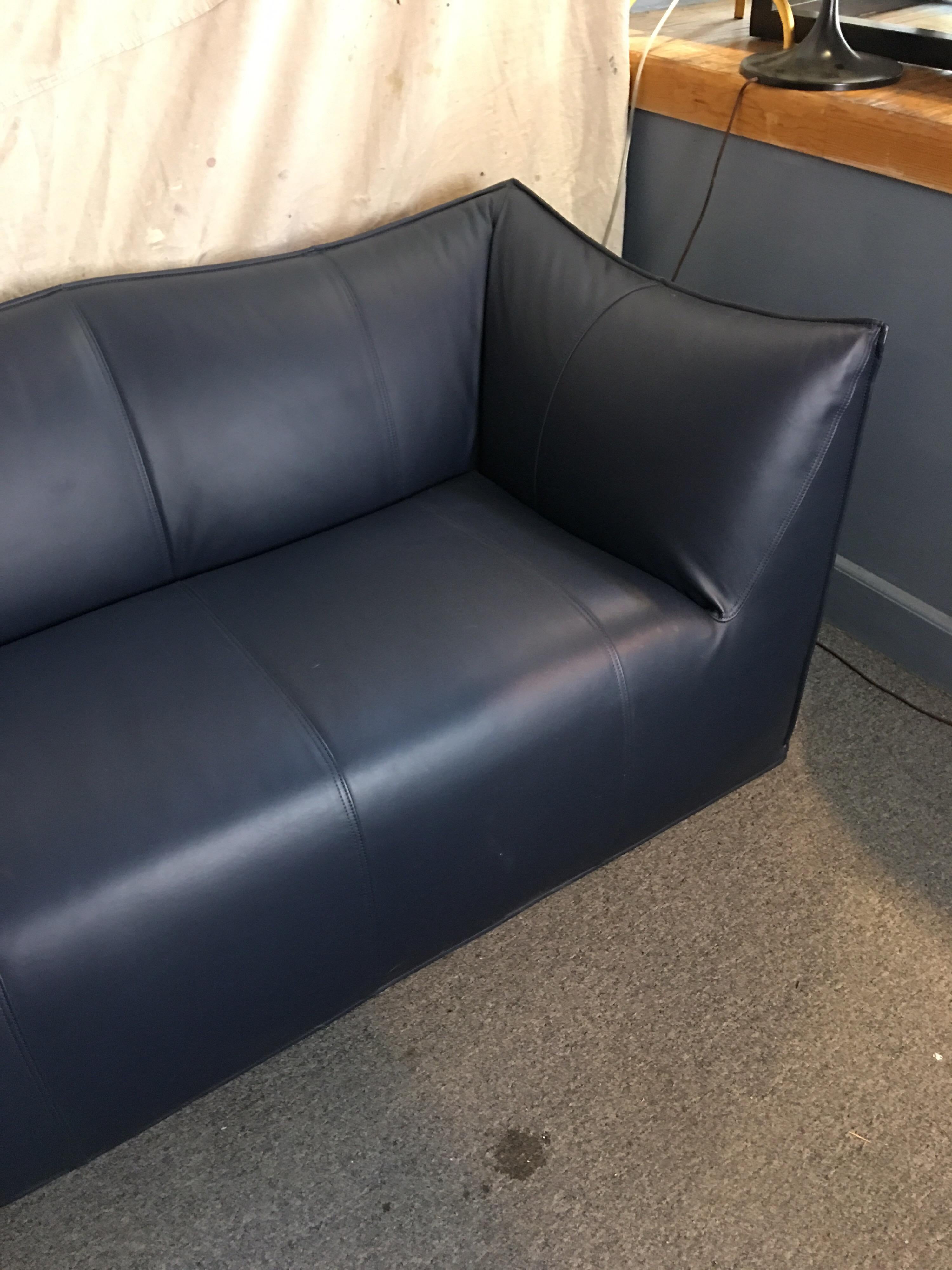 Mid-Century Modern Mario Bellini Le Bambole 3-Seat Sofa in dark Blue Leather