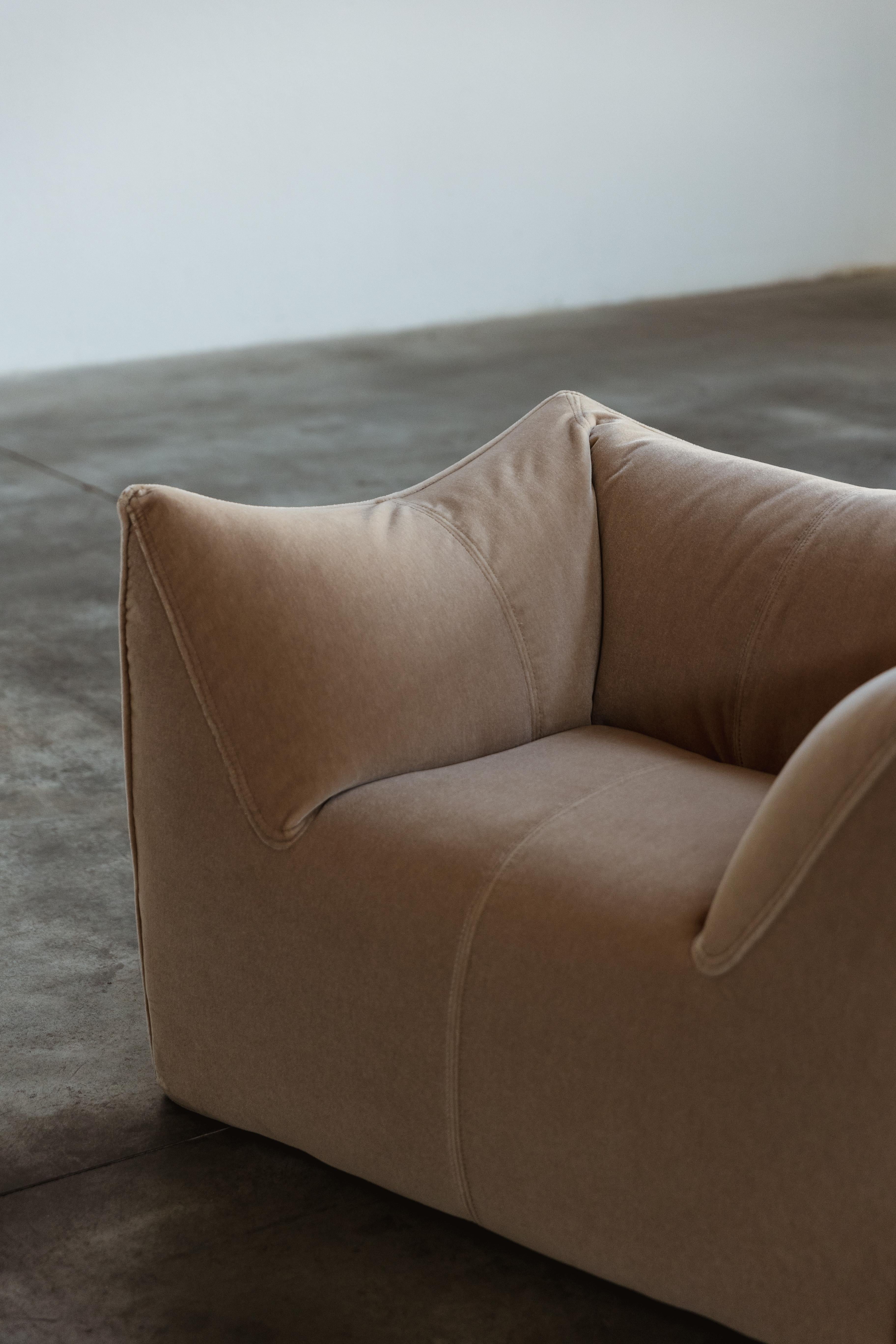 Mario Bellini “Le Bambole” Armchair for B&B Italia, 1971 For Sale 3