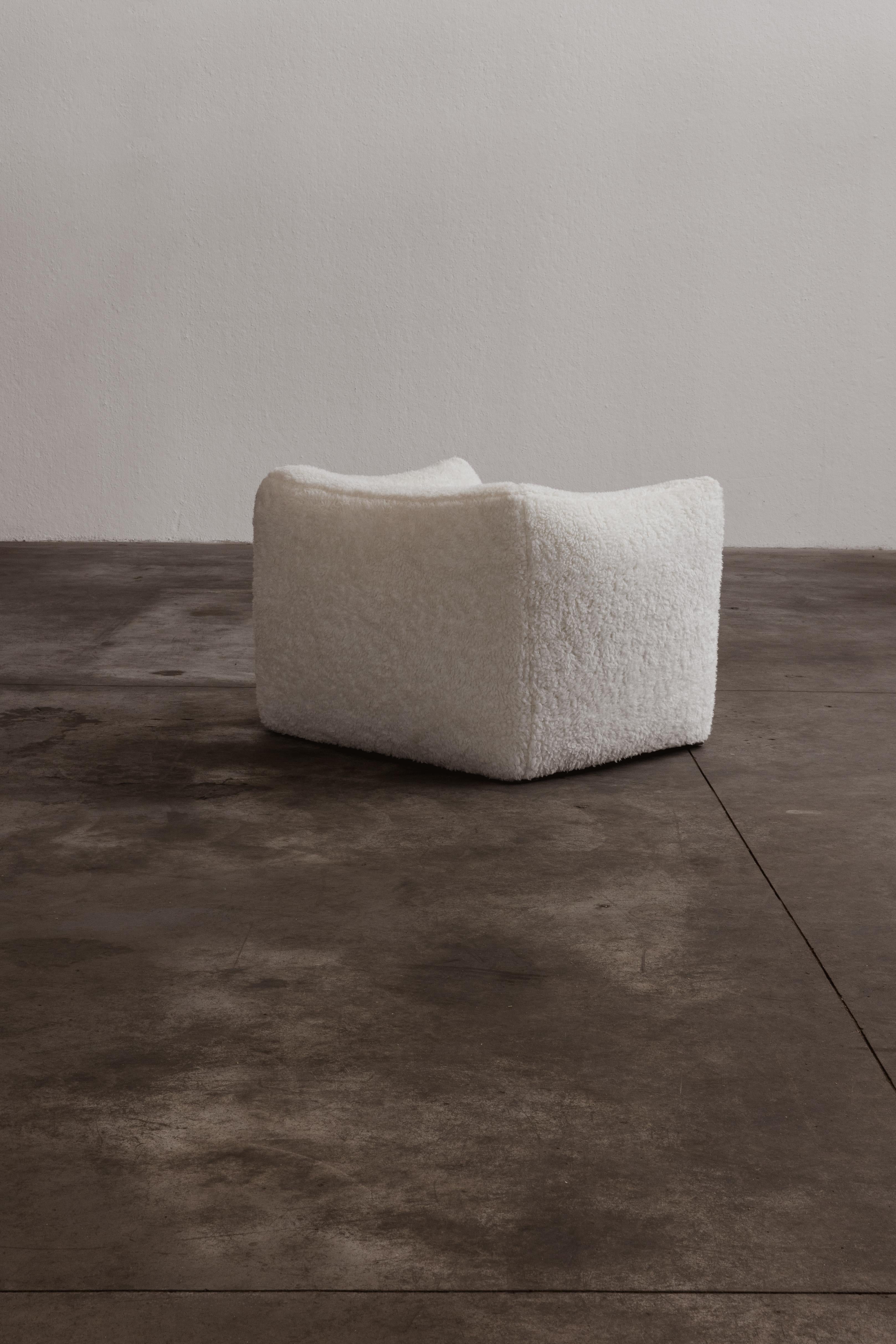 Late 20th Century Mario Bellini “Le Bambole” Armchair for B&B Italia, 1971 For Sale