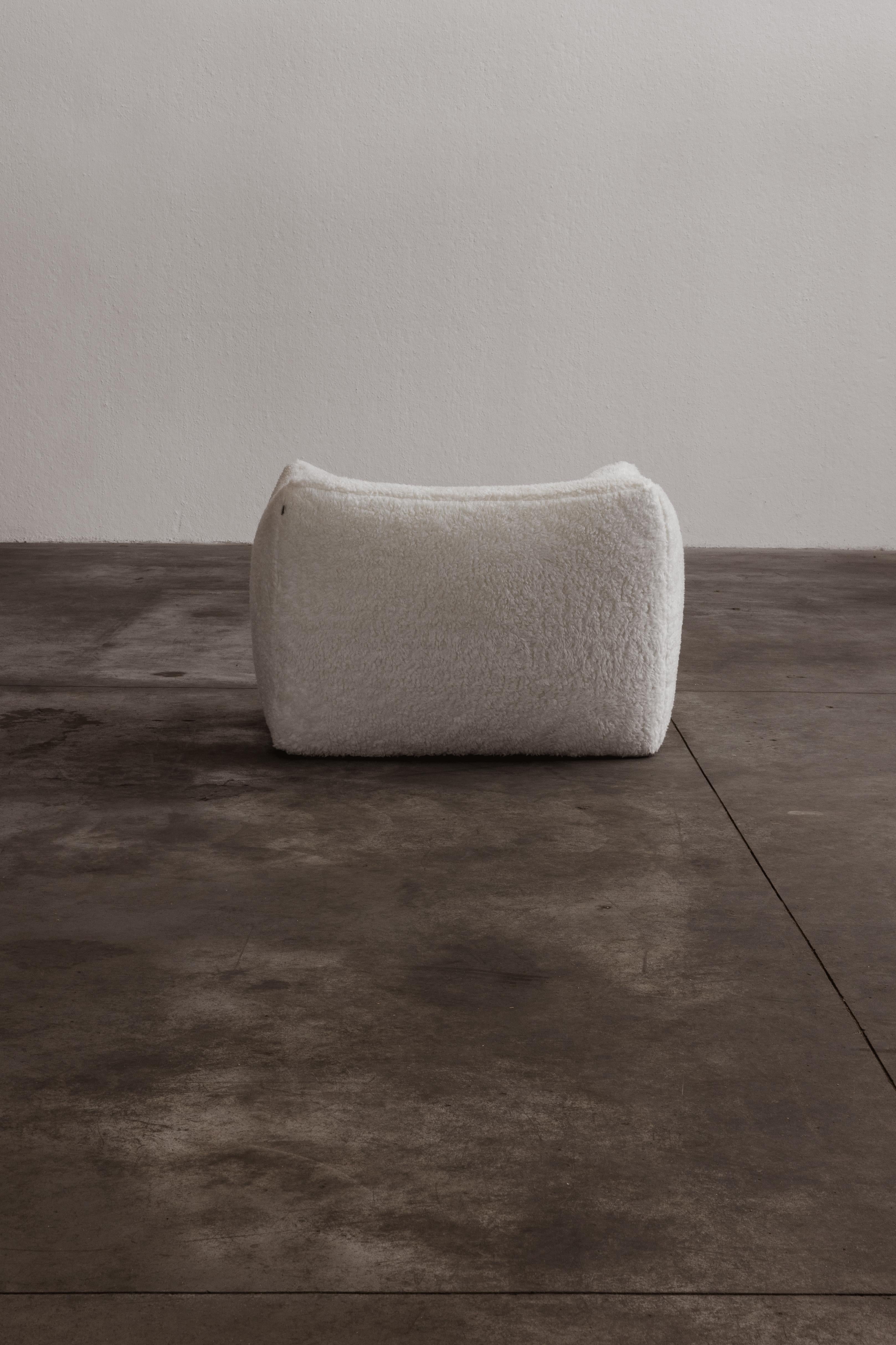 Mario Bellini “Le Bambole” Armchair for B&B Italia, 1971 For Sale 1