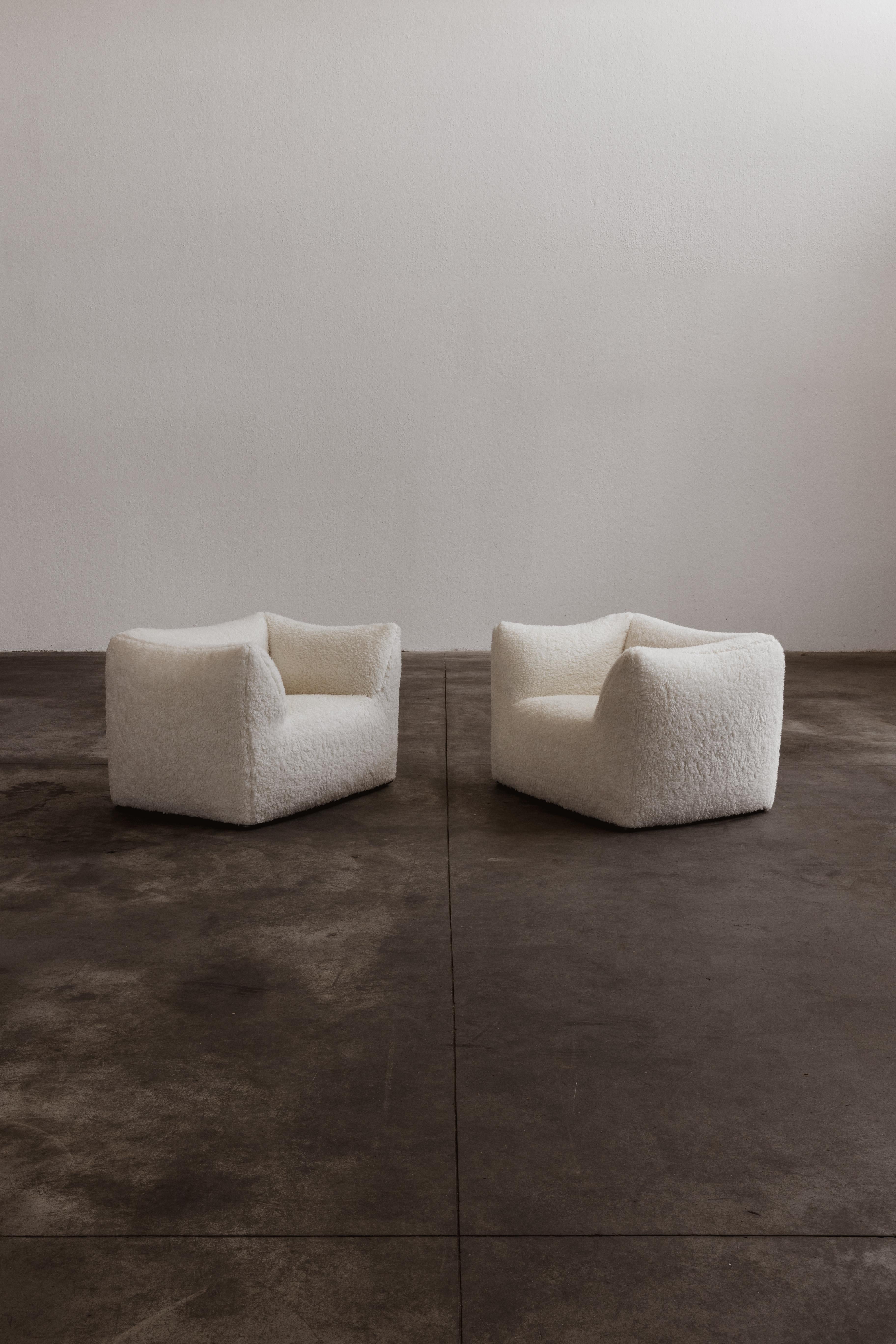 Mario Bellini “Le Bambole” Armchairs for B&B Italia, 1971, Set of 2 For Sale 3