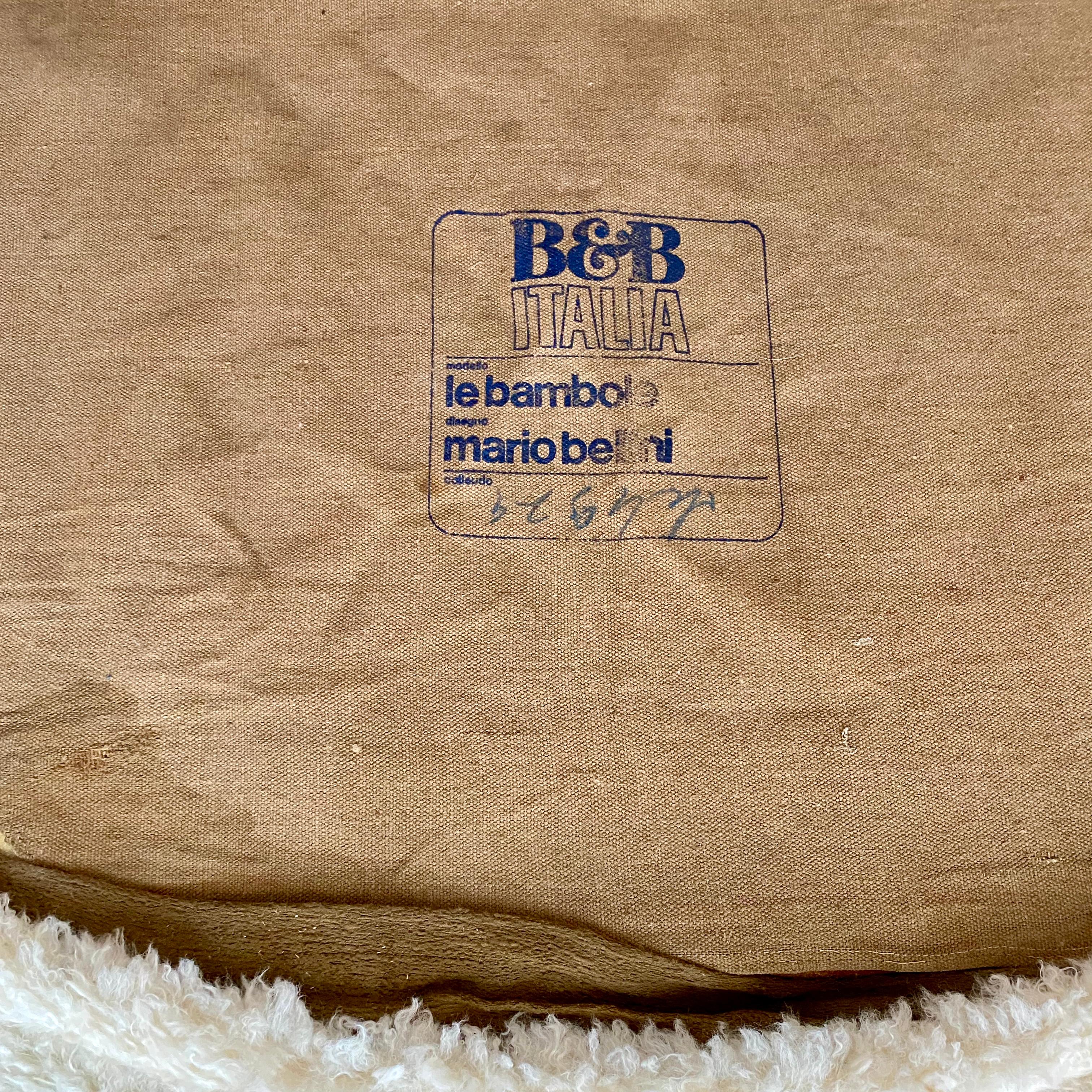Mario Bellini “Le Bambole” Armchairs for B&B Italia, Faux-Fur, 1971, Set of 2 In Good Condition For Sale In Lonigo, Veneto