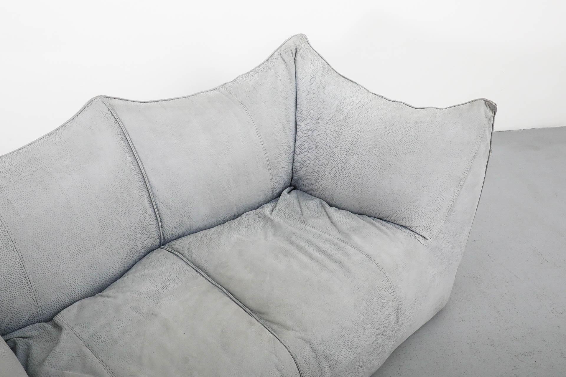 Mario Bellini ‘Le Bambole’ Blue-Grey Suede Loveseat for B&B Italia For Sale 5