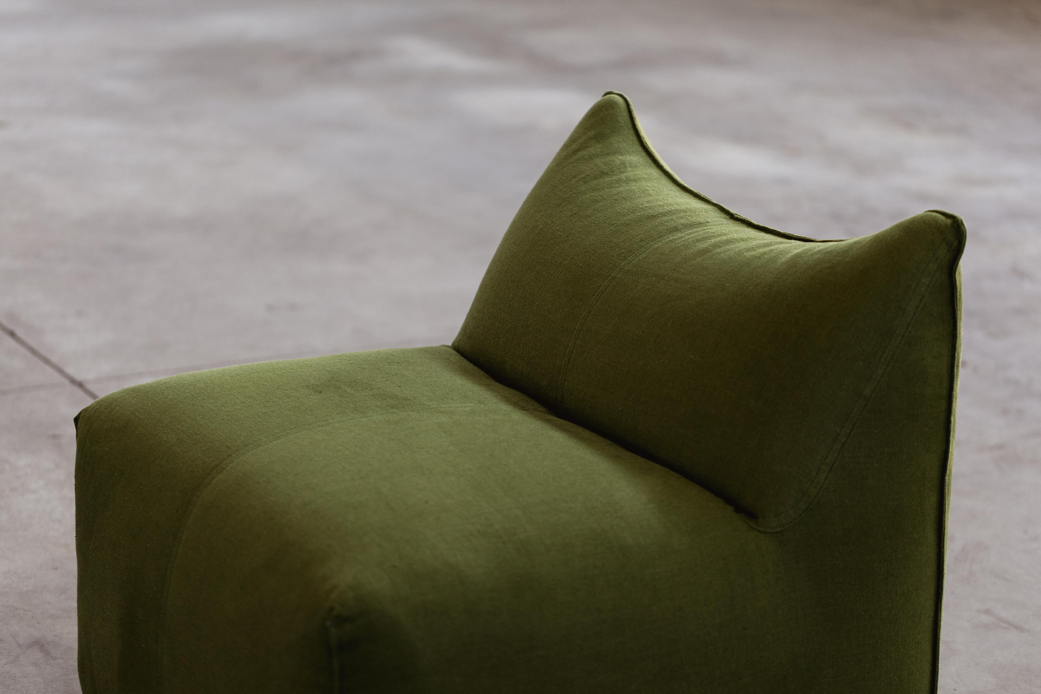 Mario Bellini “Le Bambole” Easy chairs for B&B Italia, 1971, Set of 2 In Good Condition For Sale In Lonigo, Veneto