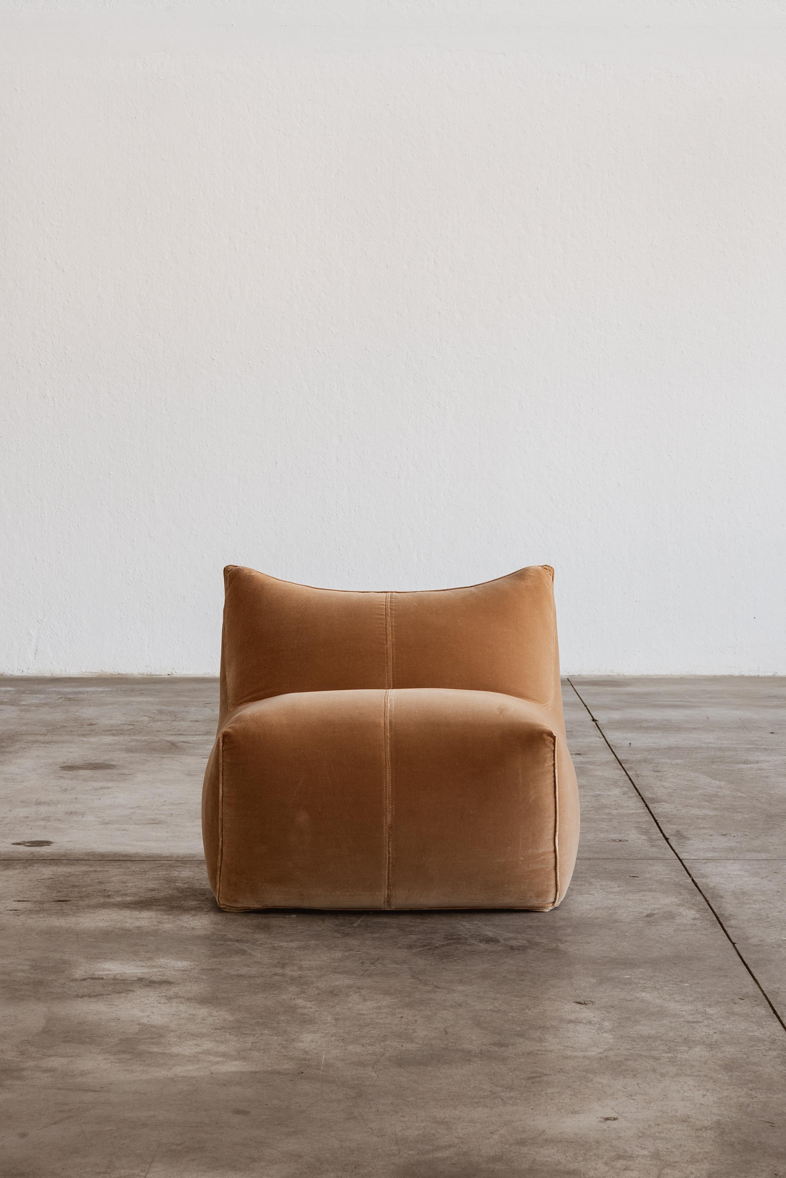 Mario Bellini Le Bambole Easy Chairs für B&B Italia, 1971, 2er-Set (Ende des 20. Jahrhunderts) im Angebot