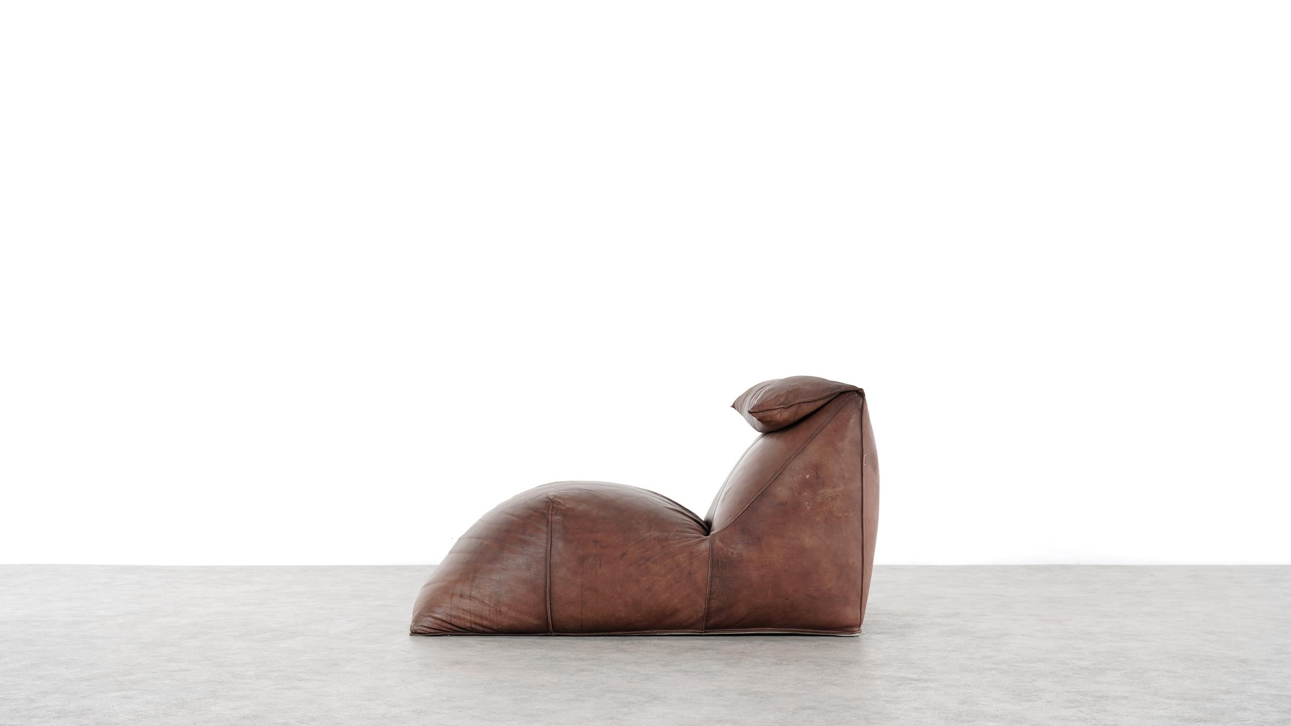 Hand-Crafted Mario Bellini, Le Bambole Lounge Chair, 1972 for C&B Italia Smooth Neckleather