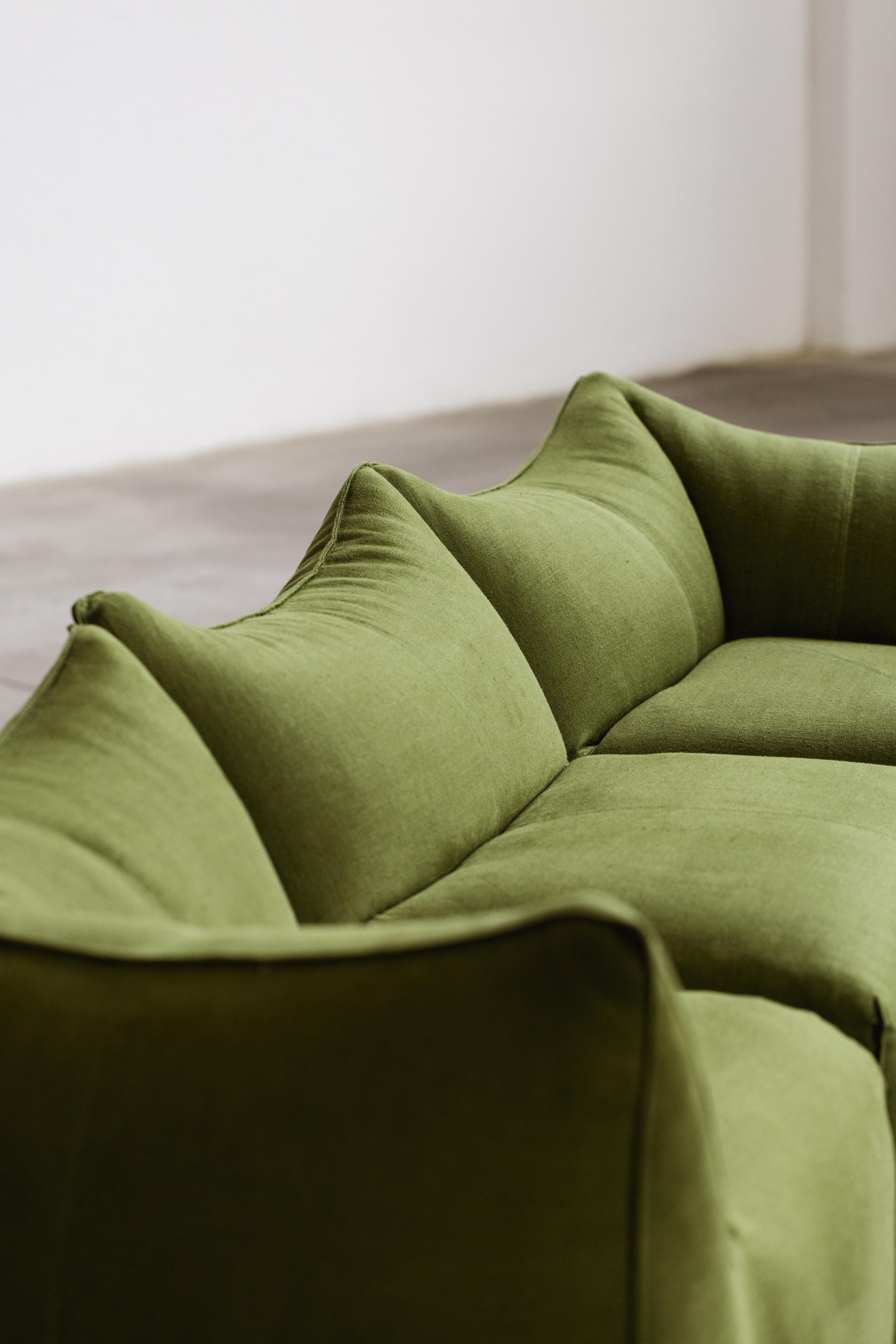 Italian Mario Bellini “Le Bambole” Modular Sofa for B&B Italia, 1971, Set of 3 For Sale