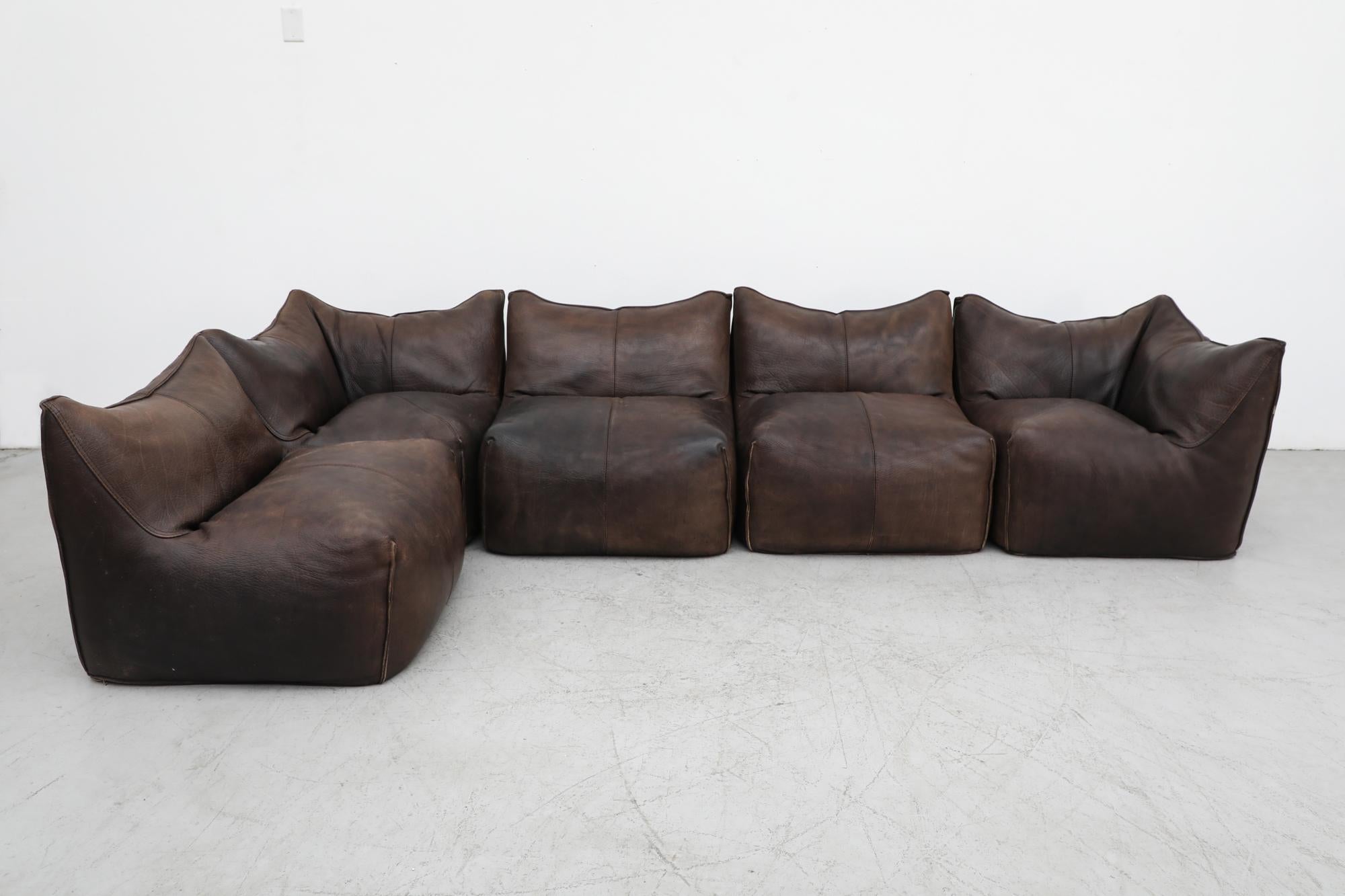 Mario Bellini 'Le Bambole' sofa for B&B Italia. First designed in 1972, and awarded with the Compasso d’Oro in 1979 for its stunning design and comfortability. This modular sofa is composed of five individual pieces of thick buffalo leather
