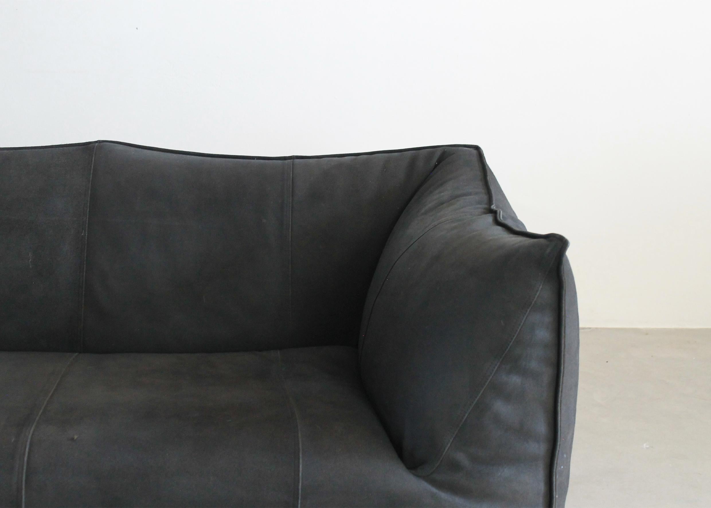 Post-Modern Mario Bellini Le Bambole Two-Seater Sofa in Black Suede by B&B 1972 Italy