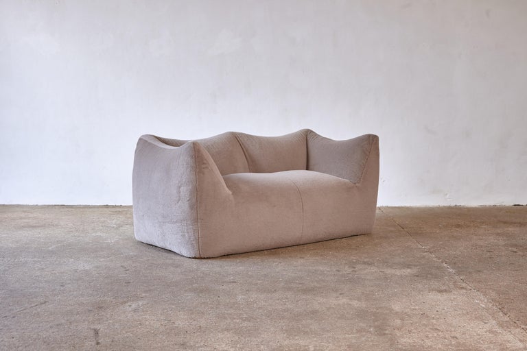 Mario Bellini Le Bambole Sofa, Upholstered in Alpaca, B&B Italia, 1970s For Sale 6