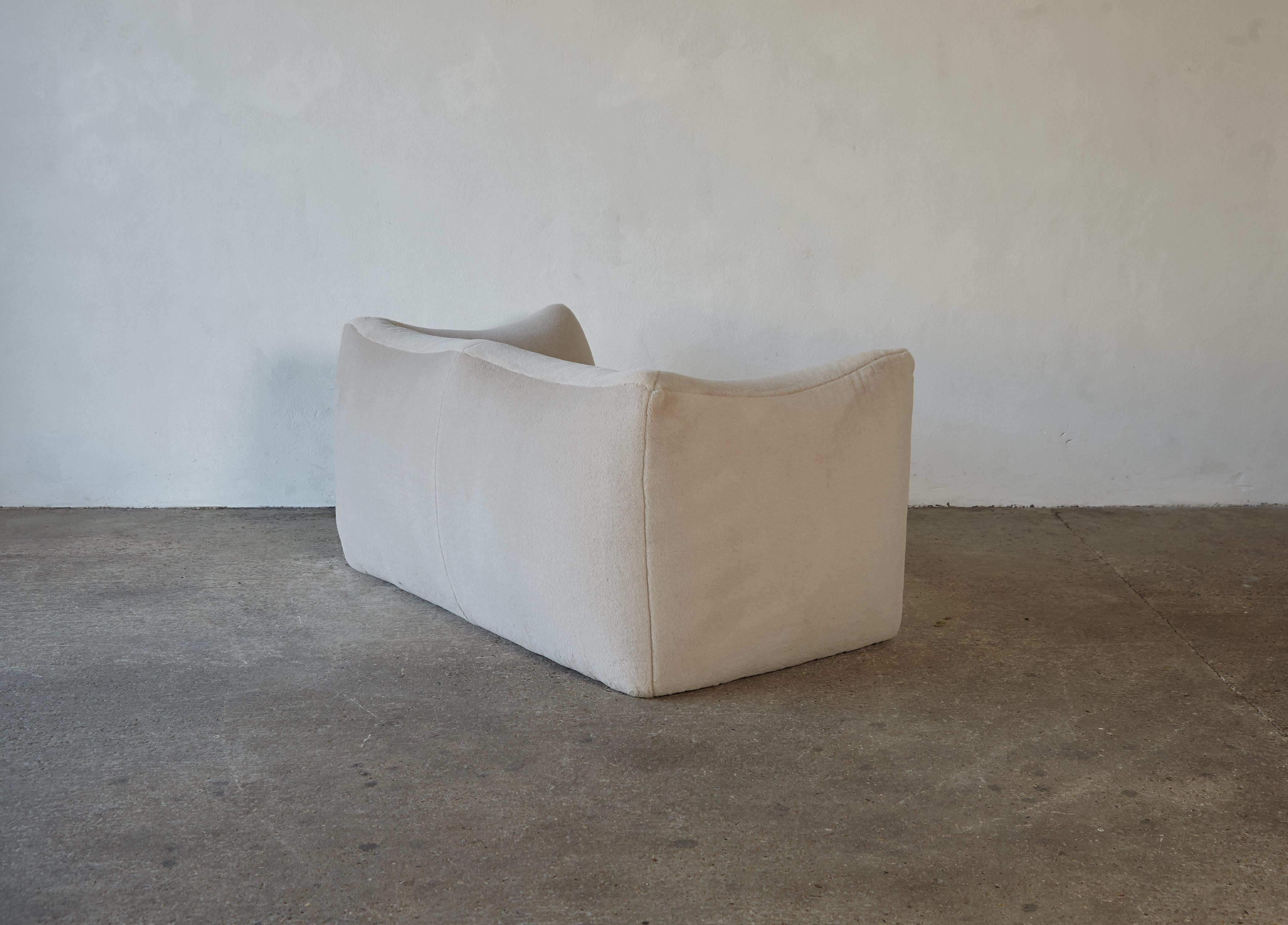 Mario Bellini Le Bambole Sofa, Upholstered in Alpaca, B&B Italia, 1970s 3