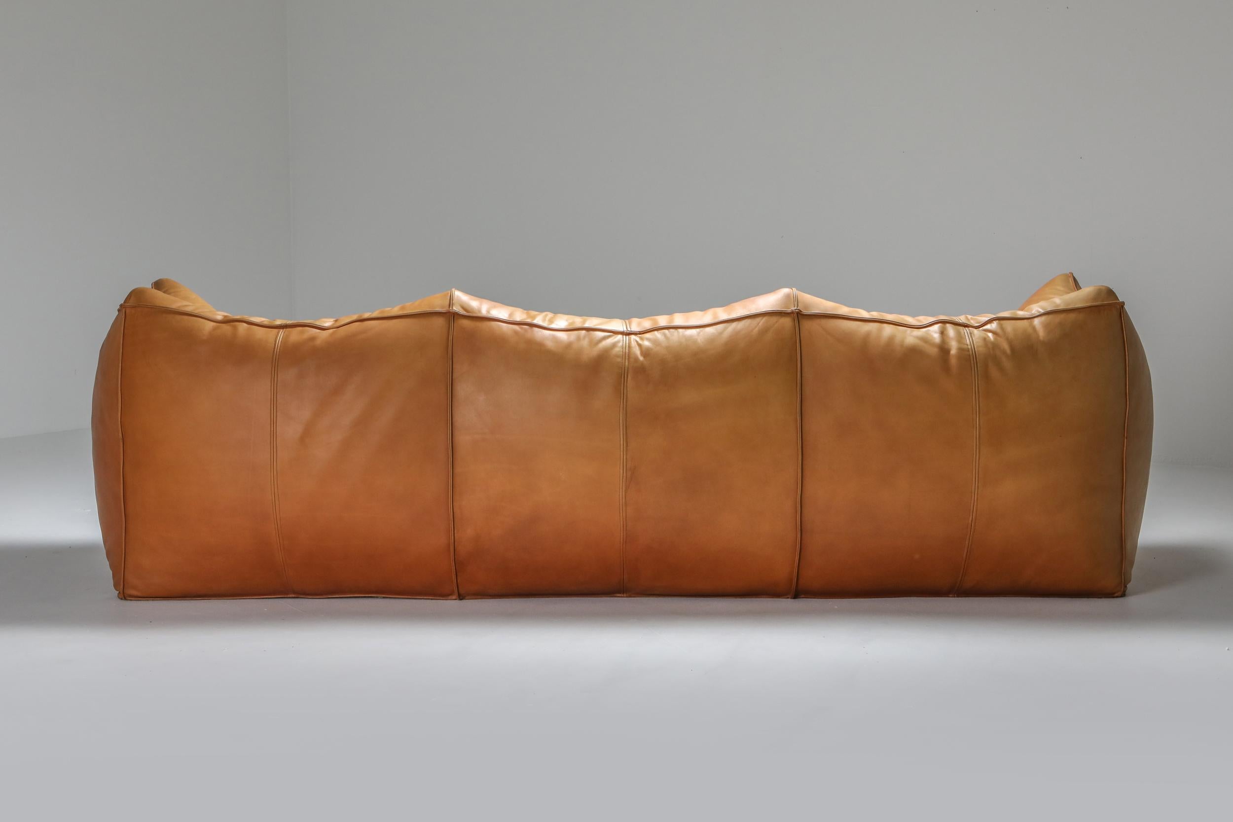 Mario Bellini 'Le Bambole' Three-Seat Couch in Tan Leather In Good Condition In Antwerp, BE